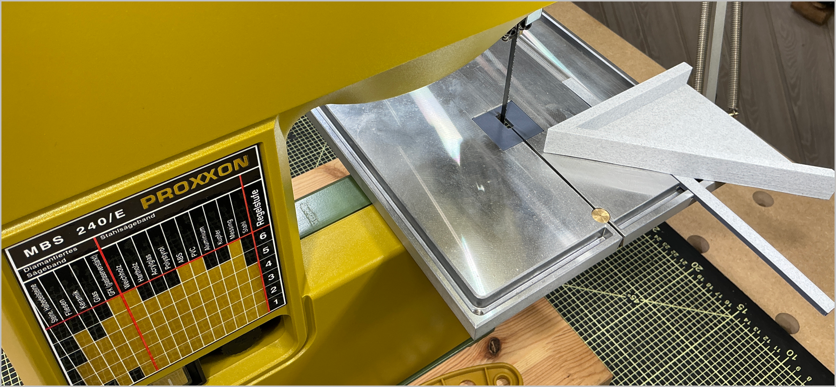 Proxxon MBS 240/E Bandsäge Winkelanschlag 45° und 90°