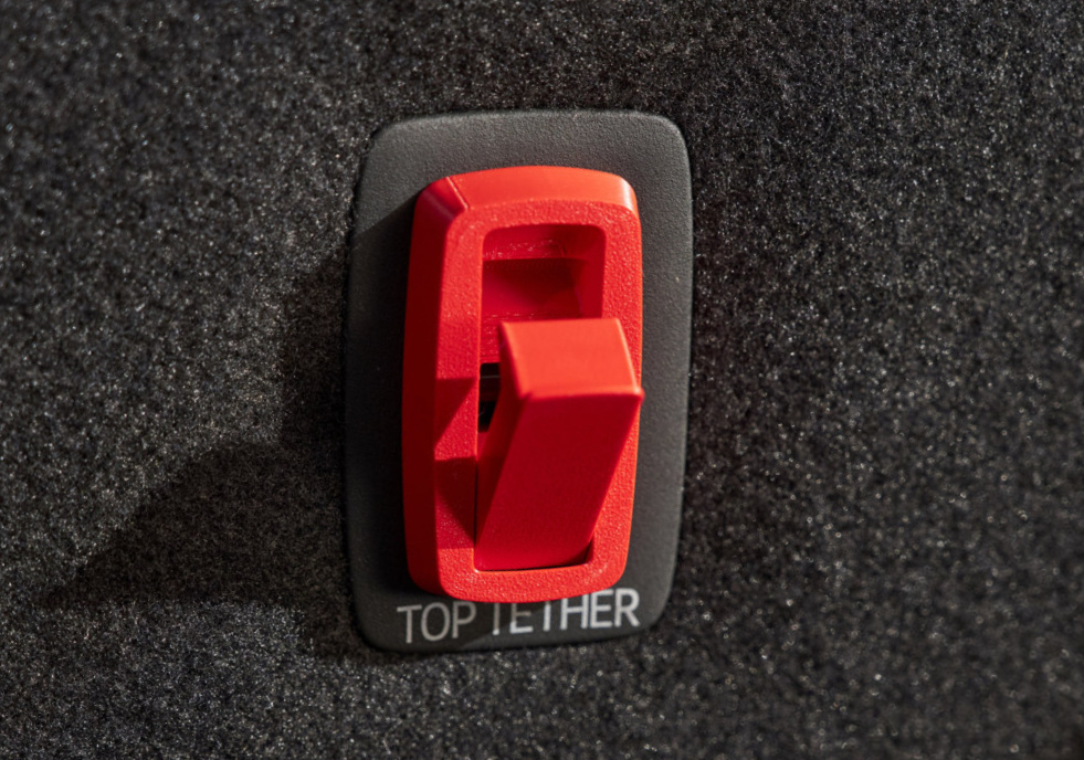 Top tether hook