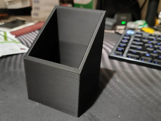 Simple slanted box