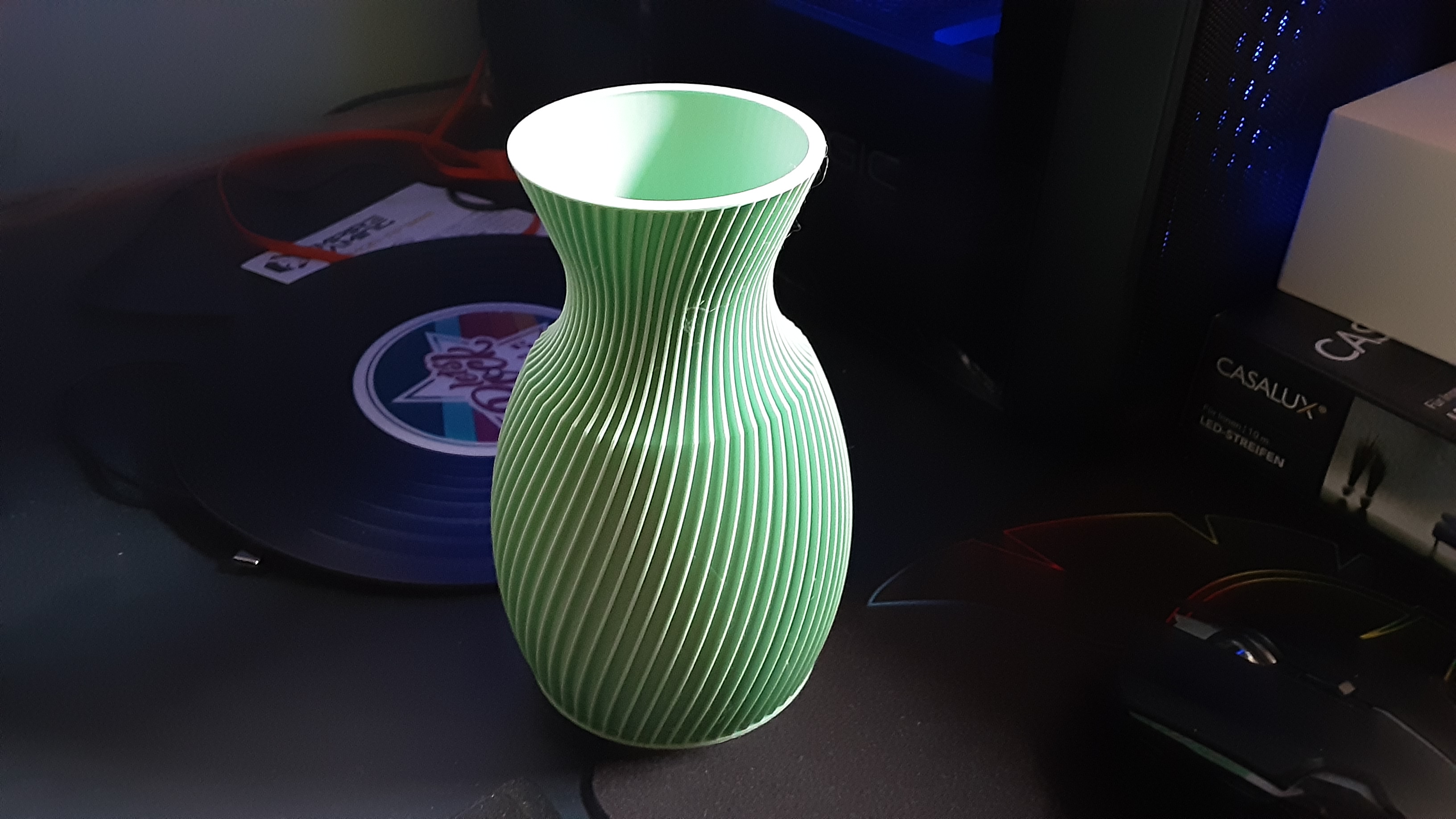 vase