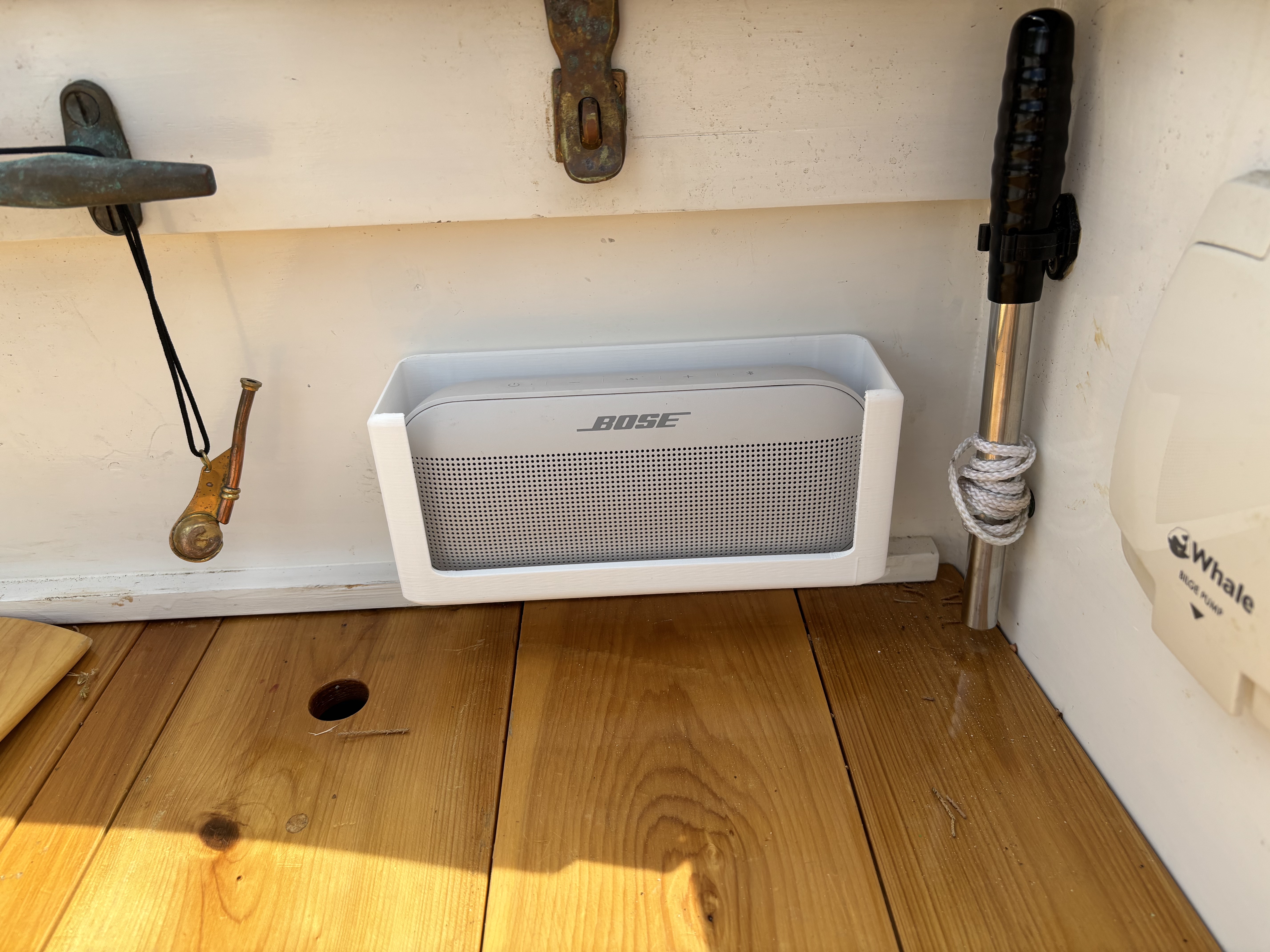 Boat mount for Bose Soundlink Flex