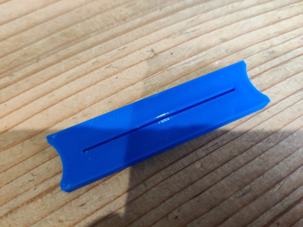 Yet another toothpaste squeezer (keeping it simple). — miniatura 4