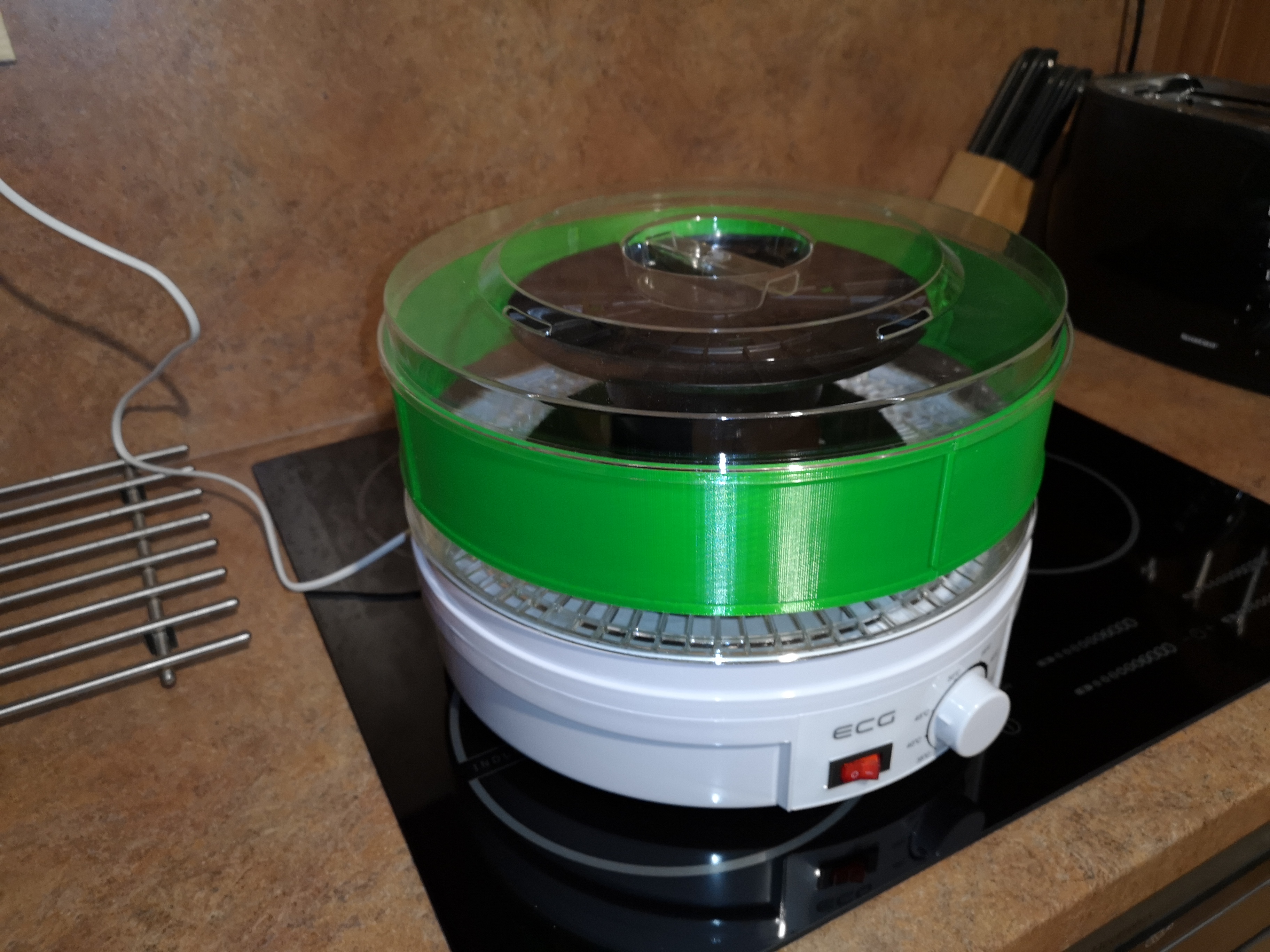 Filament dryer extension for food dehydrator