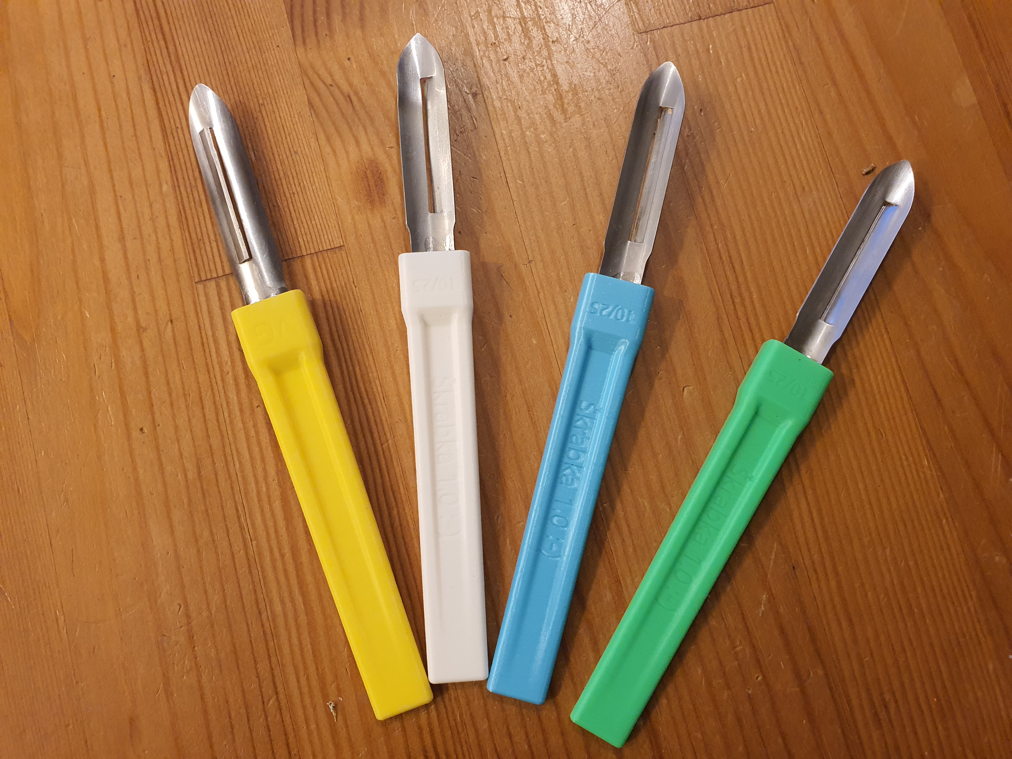 Peeler grip / Rukojeť na škrabku
