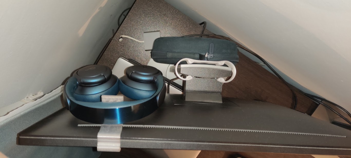 Headphone hanger and hook for Dell P2417H monitor