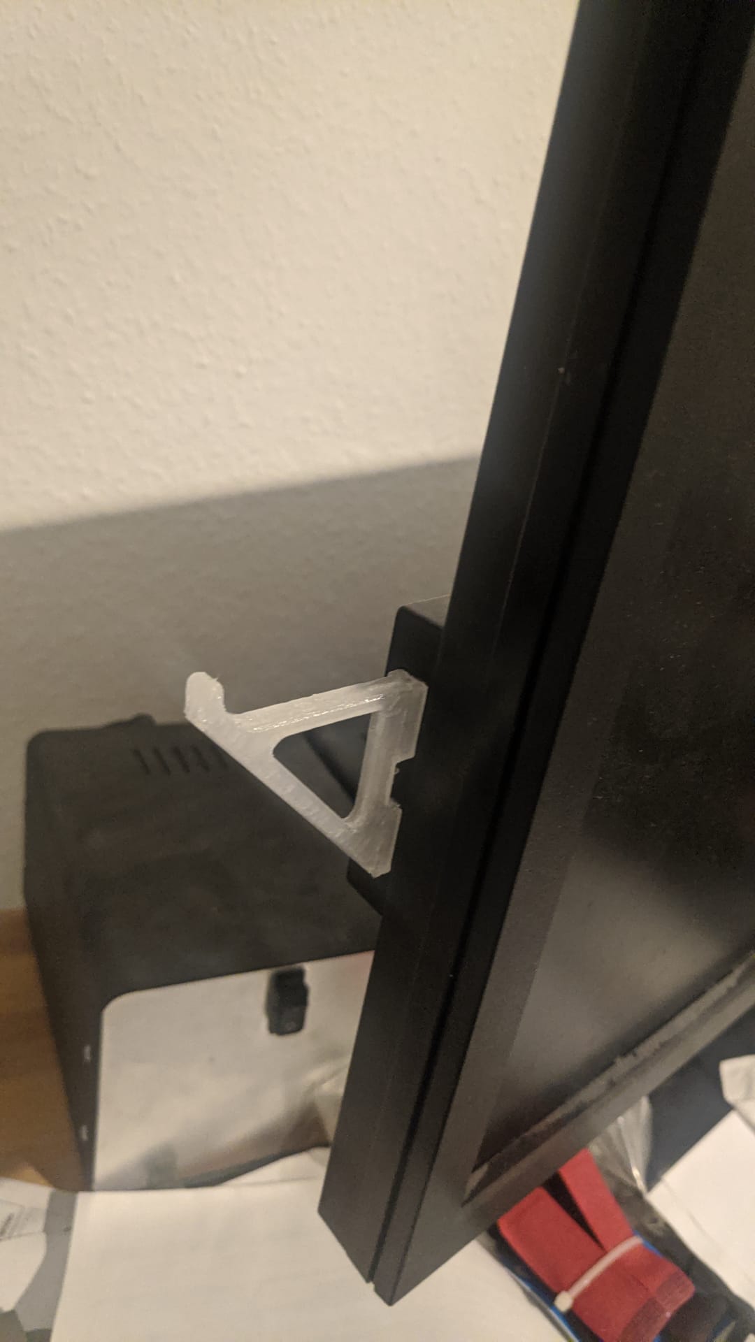 headphone hook to dual USB adapter (monitor mount/dell uh2211h)