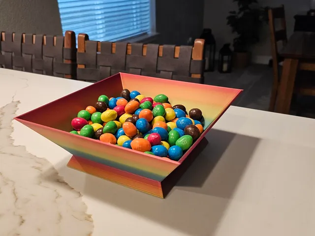 Pyramid Bowl