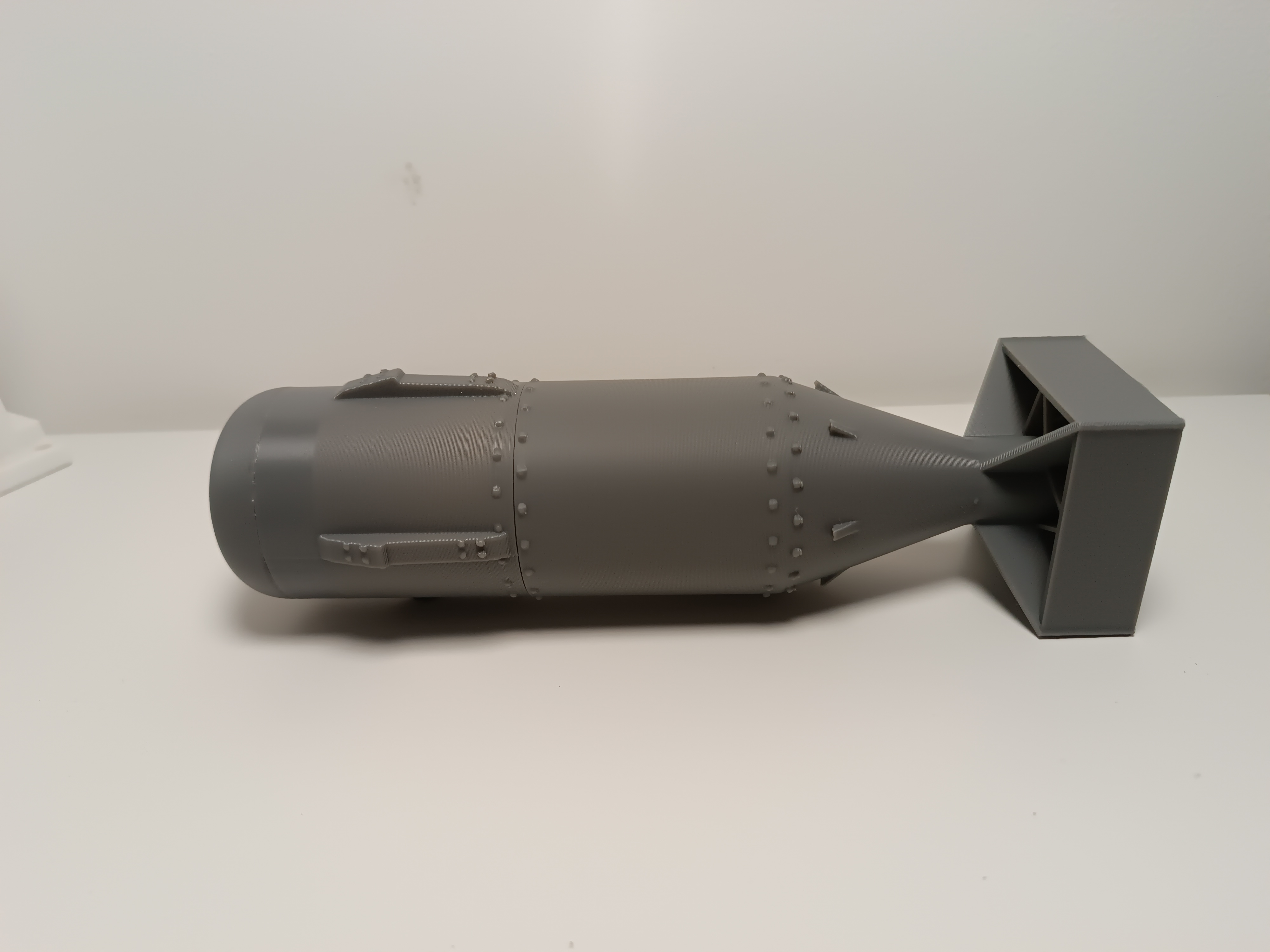 Miniatura 4 do modelo 3D Bomb w/2 sections