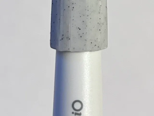 OralB IO snap-on brush cover