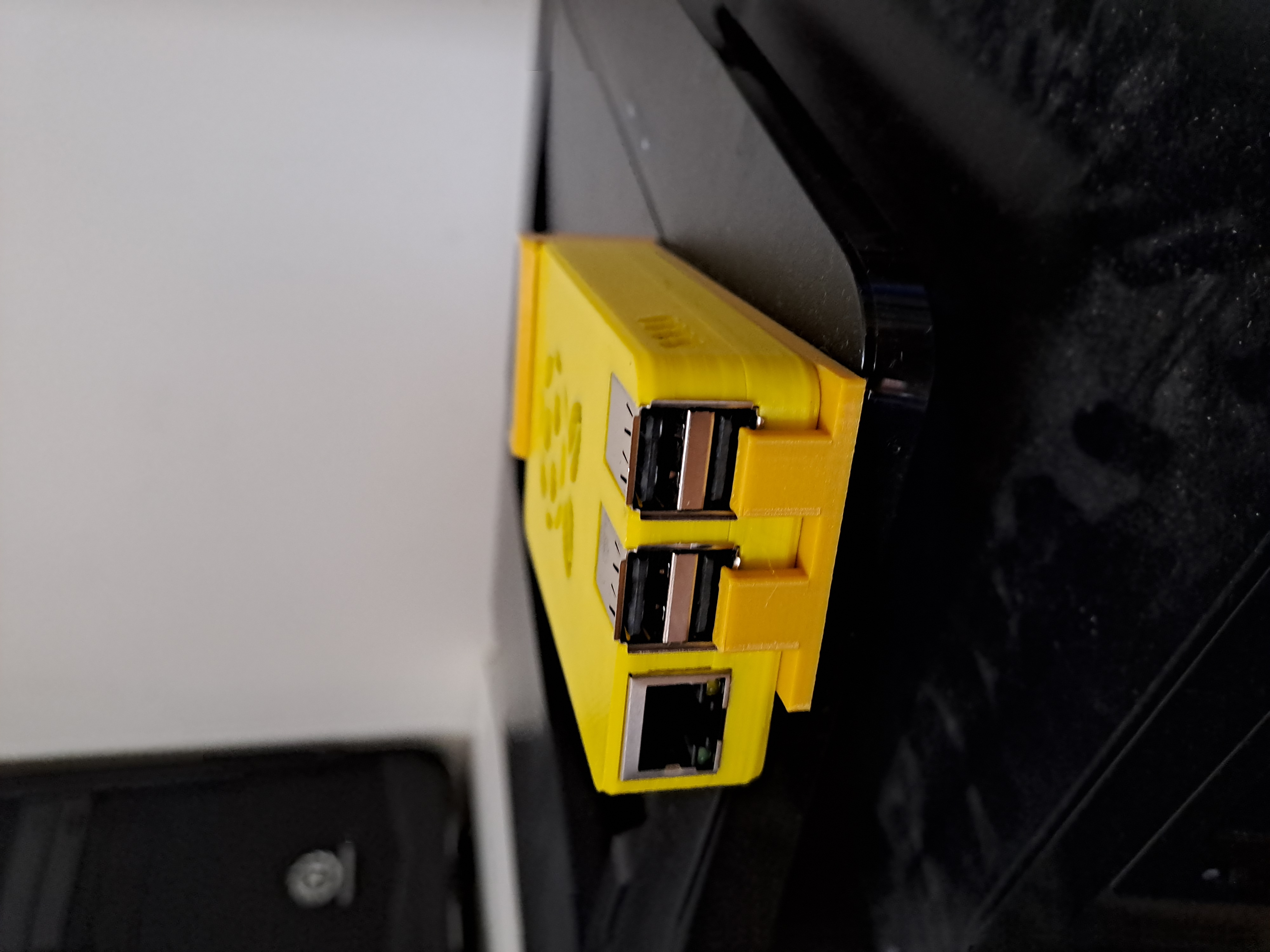 Ender 3 V3 SE horizontal RPI case mount by pellcorp, Download free STL  model