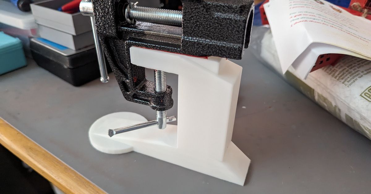 Mini vice base by EDGeProjects | Download free STL model | Printables.com