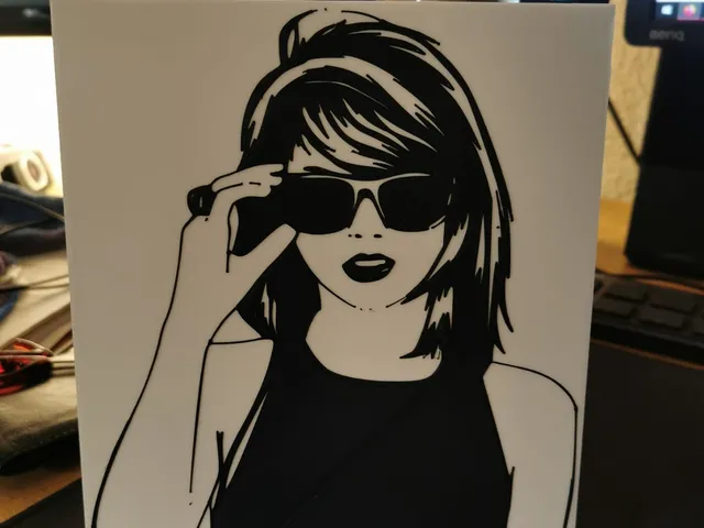 Taylor Swift Silhouette Decor Multicolor