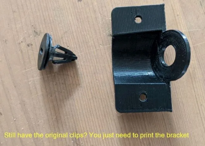 thumbnail image 2 of VVO 10x Tailgate Bezel Cover Clips For Select Volvo Models – OEM 9132876 2 of 6