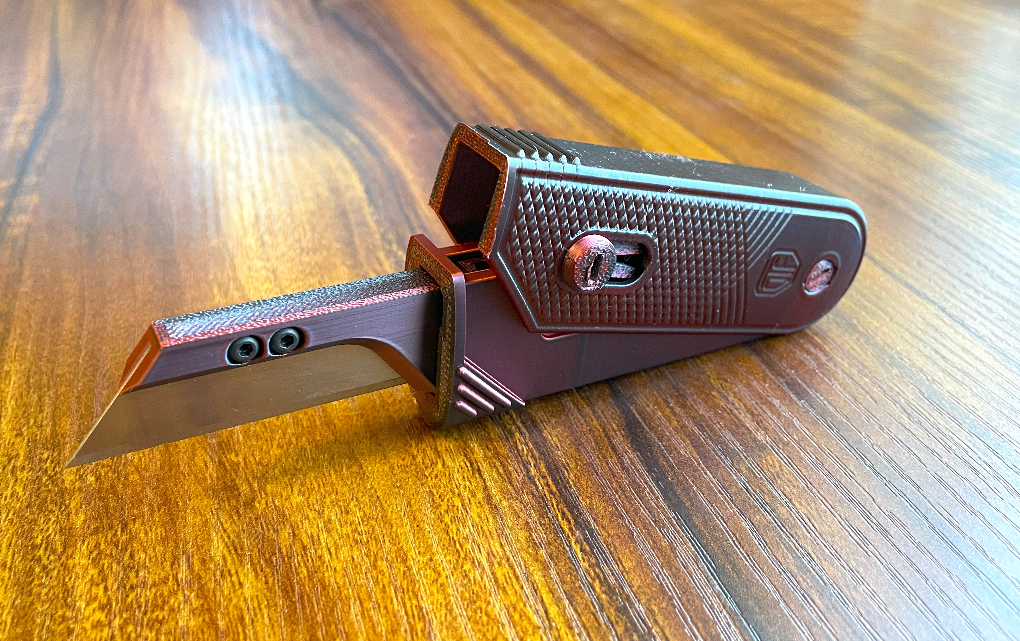 Miniatura 7 do modelo 3D Gravity Utility Knife