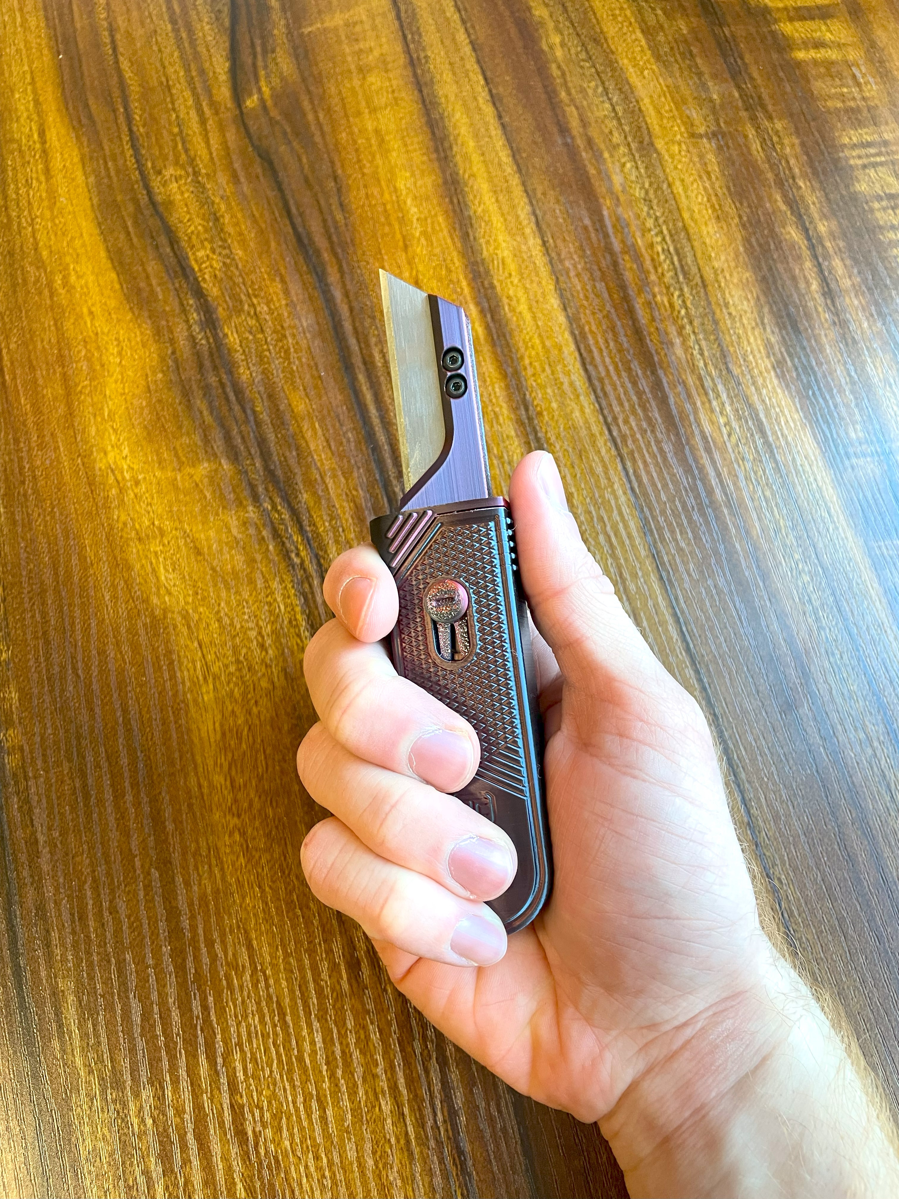 Miniatura 3 do modelo 3D Gravity Utility Knife