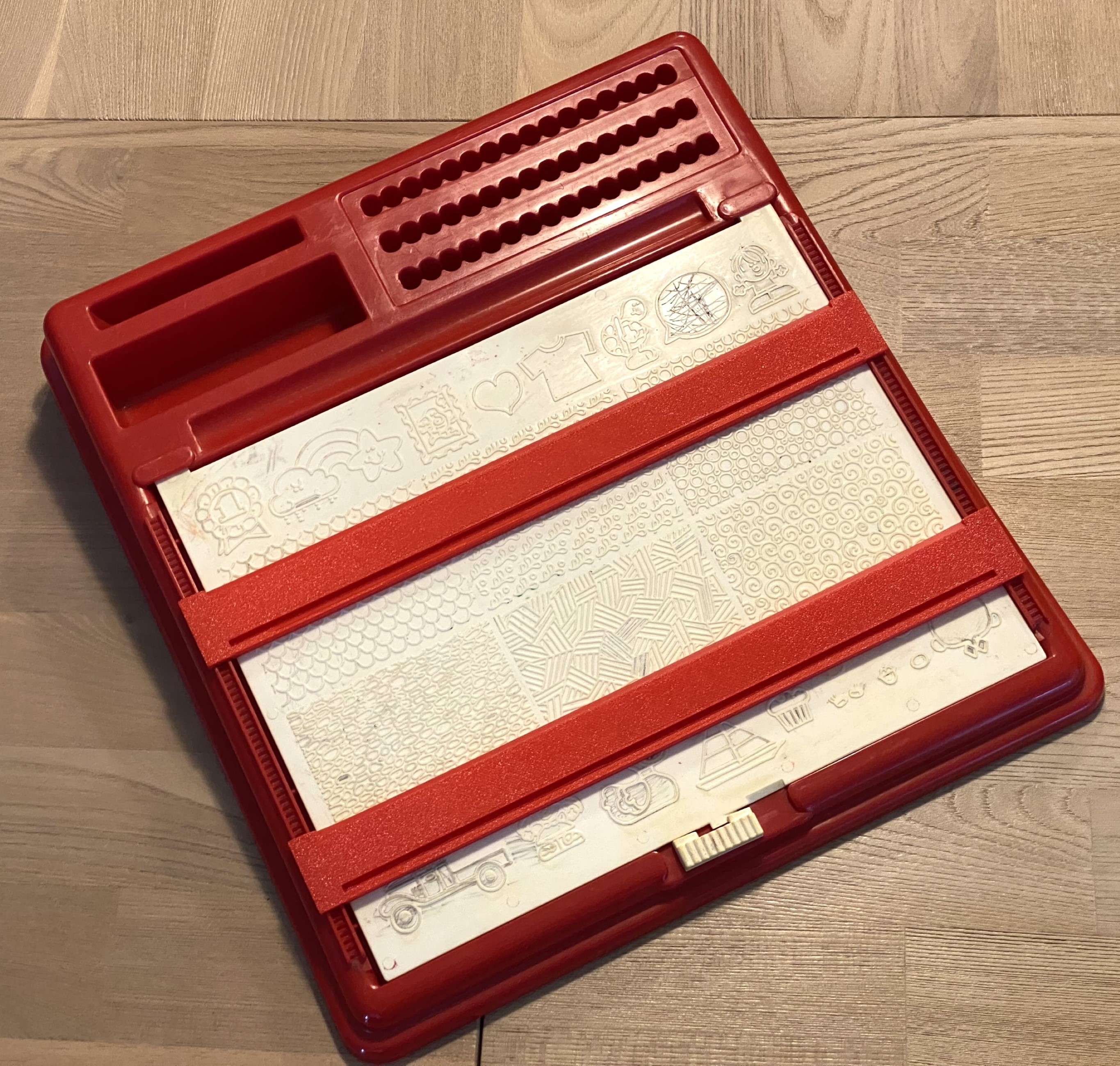 Refurbished Ruler for Kids Painting Pad
