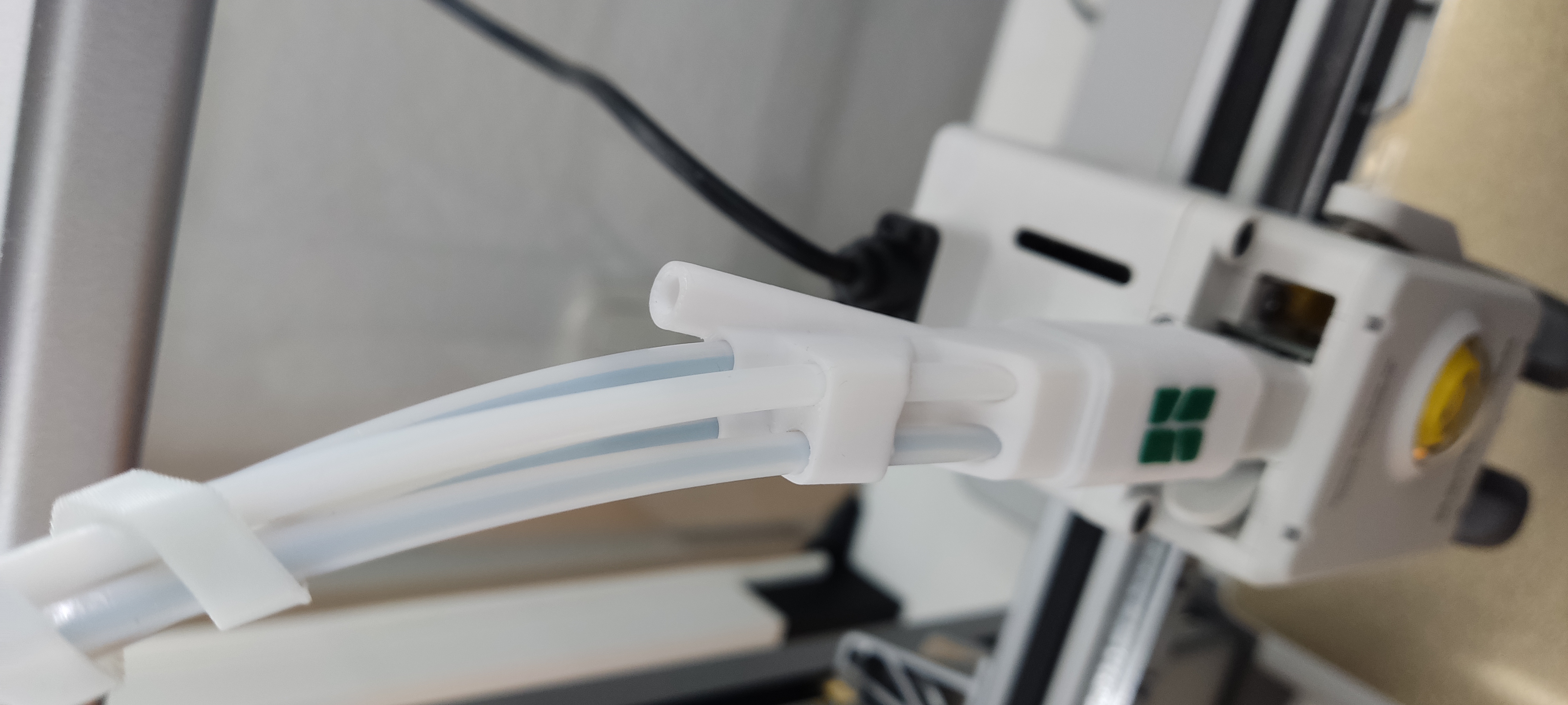 Bambu Lab A1 / A1 Mini Multiple Tube Splitter AMS Lite by pixelschubbser Download free STL