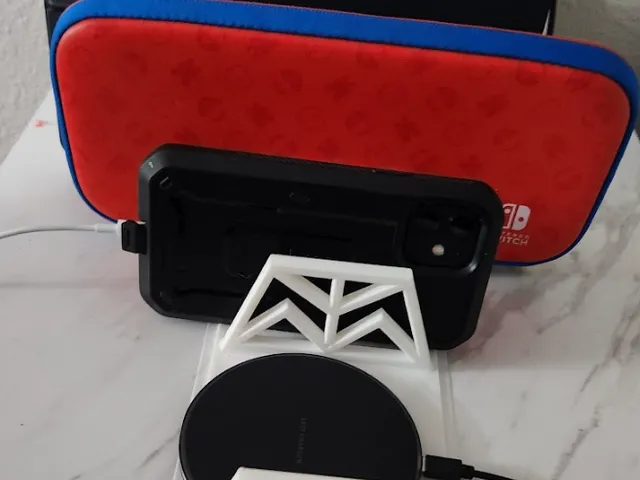 Electronics Charging Station