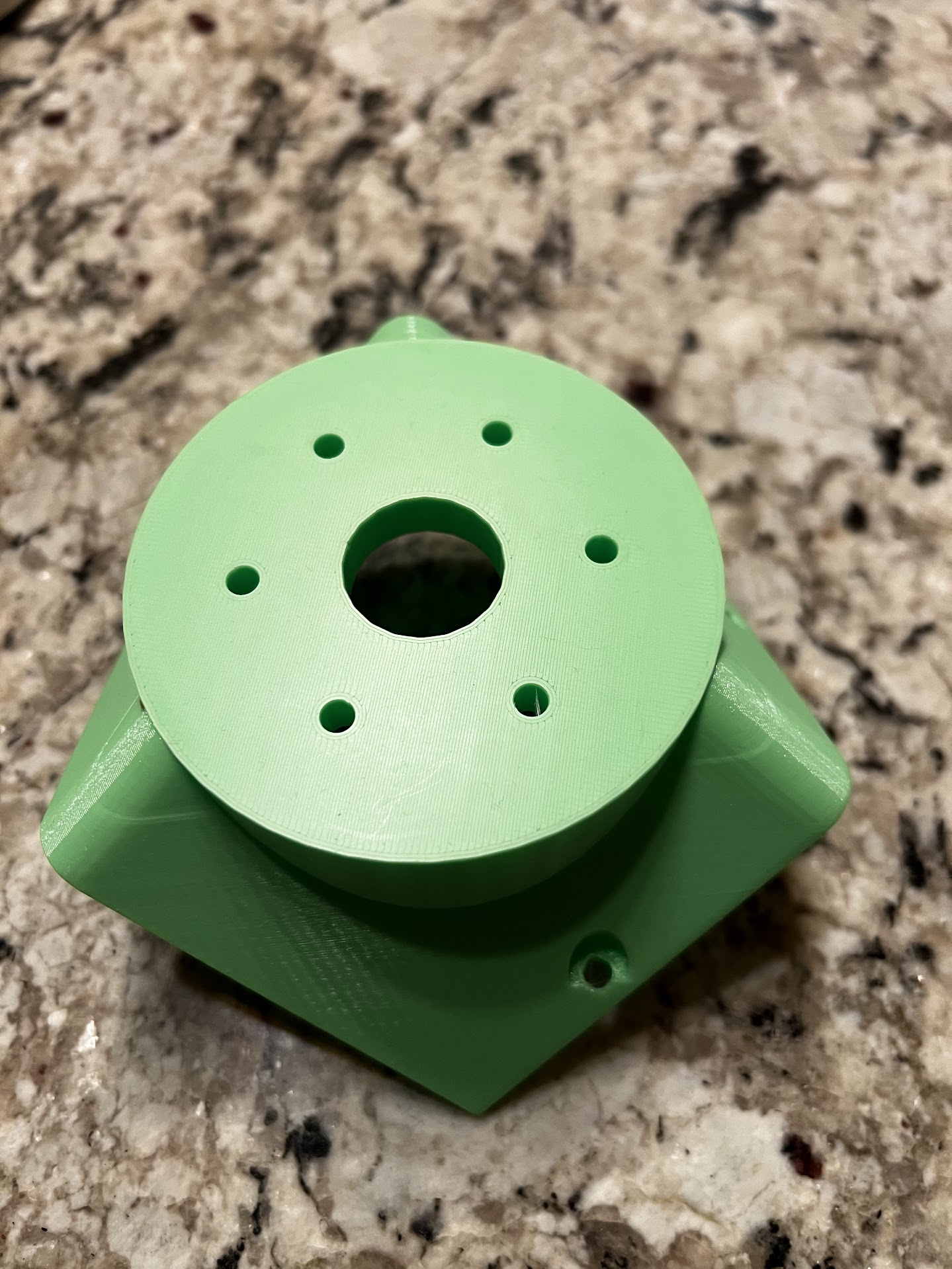 Reolink Security Camera Corner Mount by k8md Download free STL model