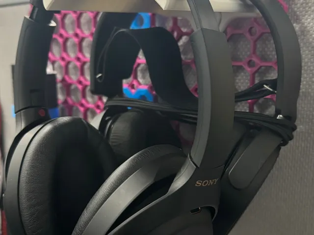 Double Headphone Holder for Multiboard