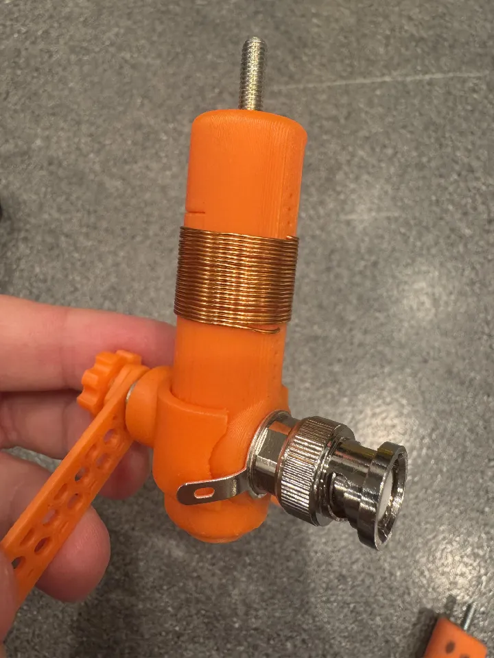 Base-loaded short Vertical Antenna for 20m by cdaller | Download