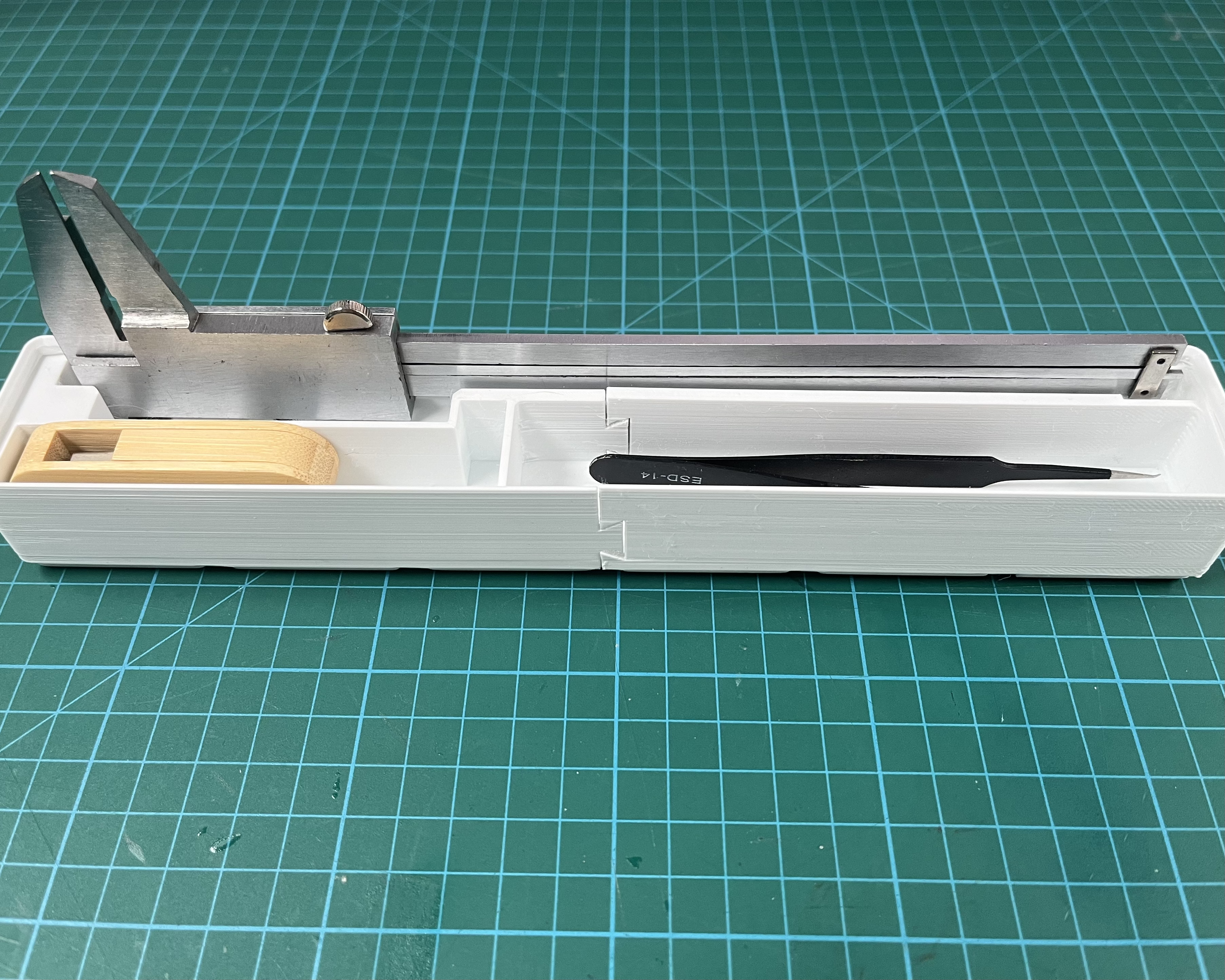Gridfinity Caliper Holder - another shelf