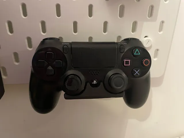 Skadis PS4 Controller Mount Ultimount connector