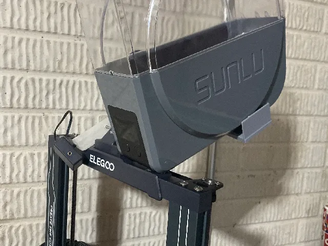 sunlu s1 plus holder above the neptune 3 pro for easy use.