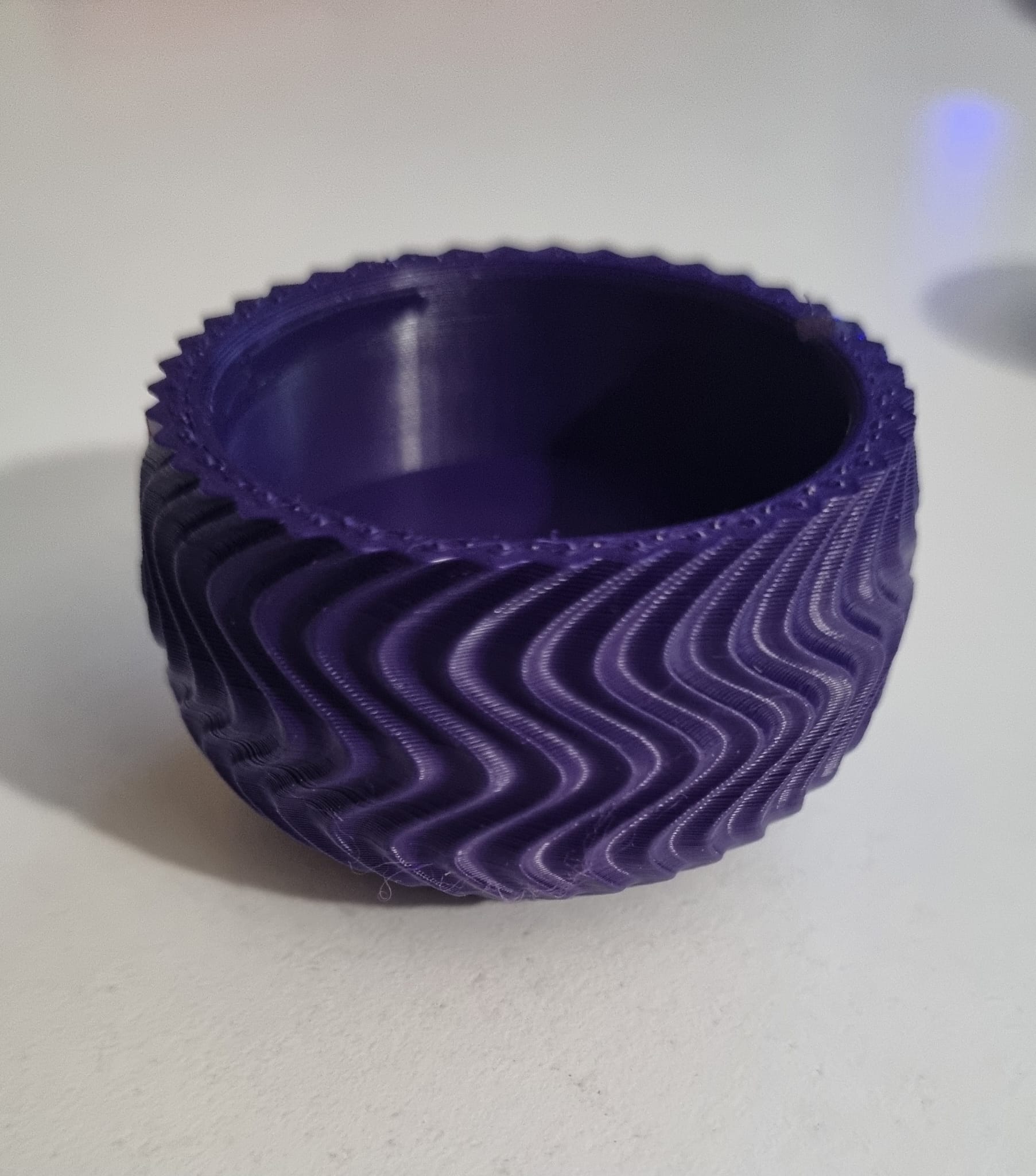Miniatura 2 do modelo 3D Tea candle wave holder