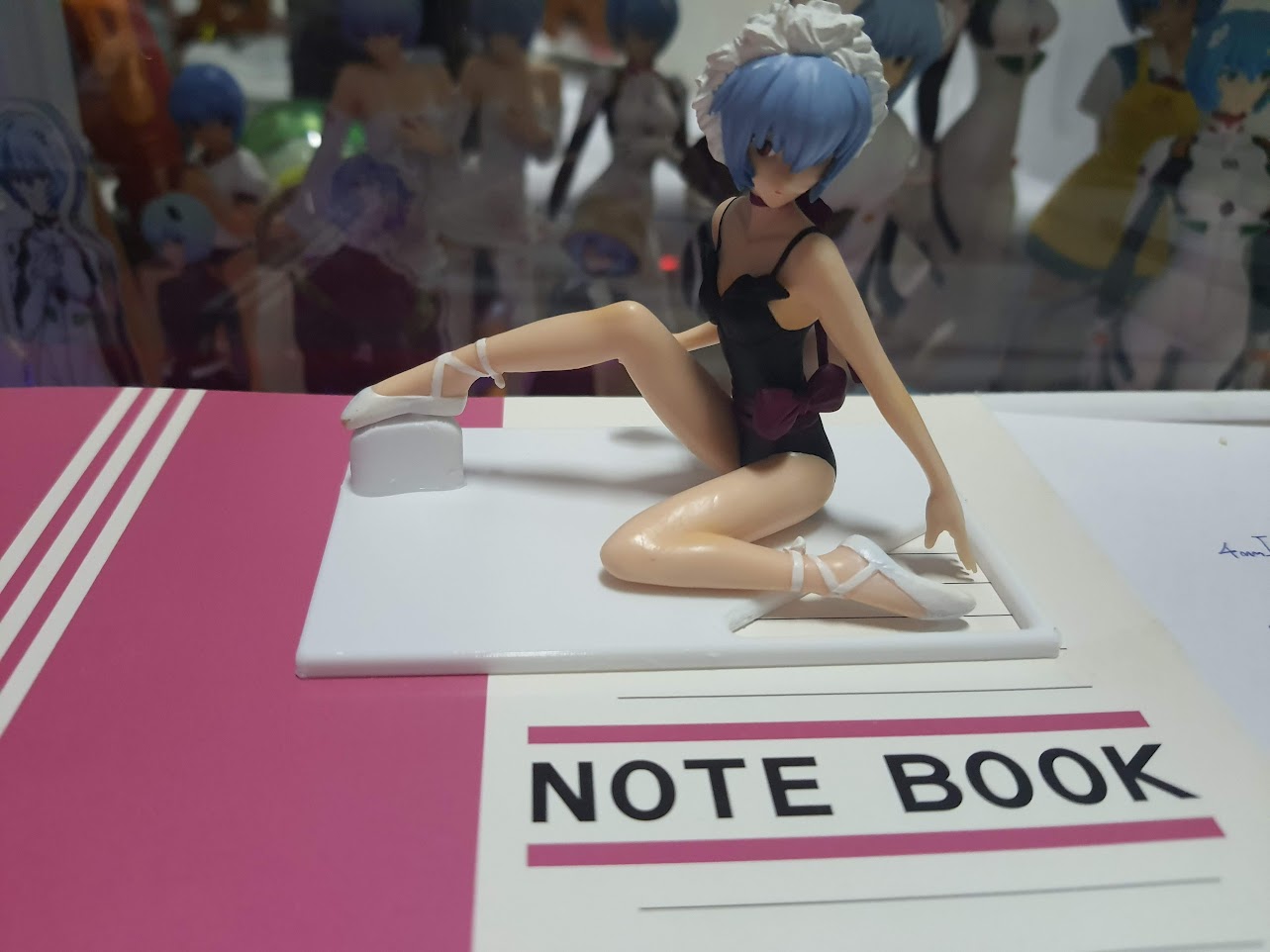 Figurine base: Ayanami Rei in ballet outfit - seated