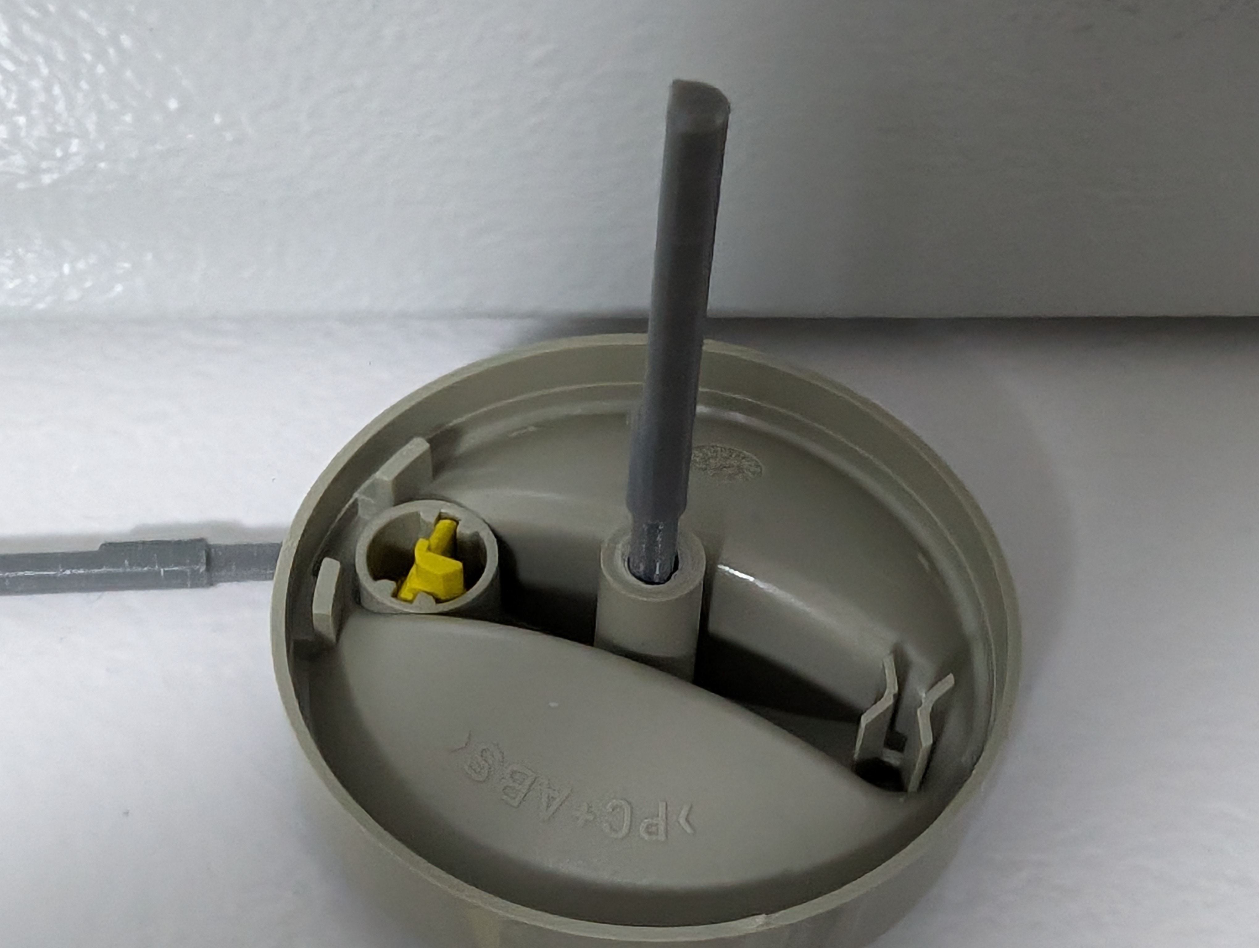 Shaft (rod) for Junkers boiler/gas heater knob by colicab | Download ...