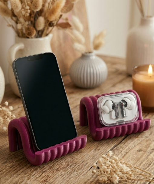 Wavy Phone & Earbud Stand - Modern Decor 3D model
