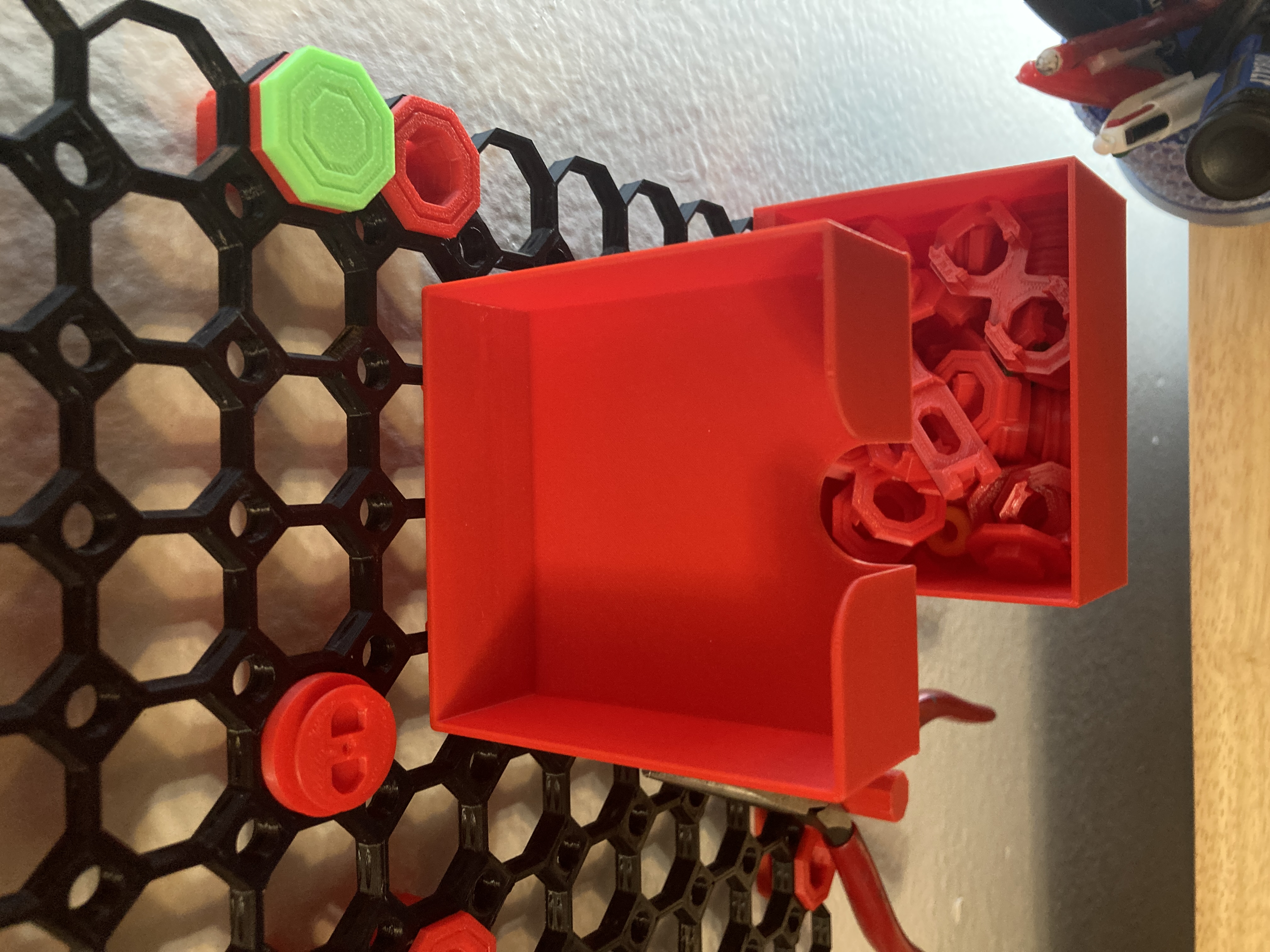 Miniatura 2 do modelo 3D Multiboard Sticky Note Holder