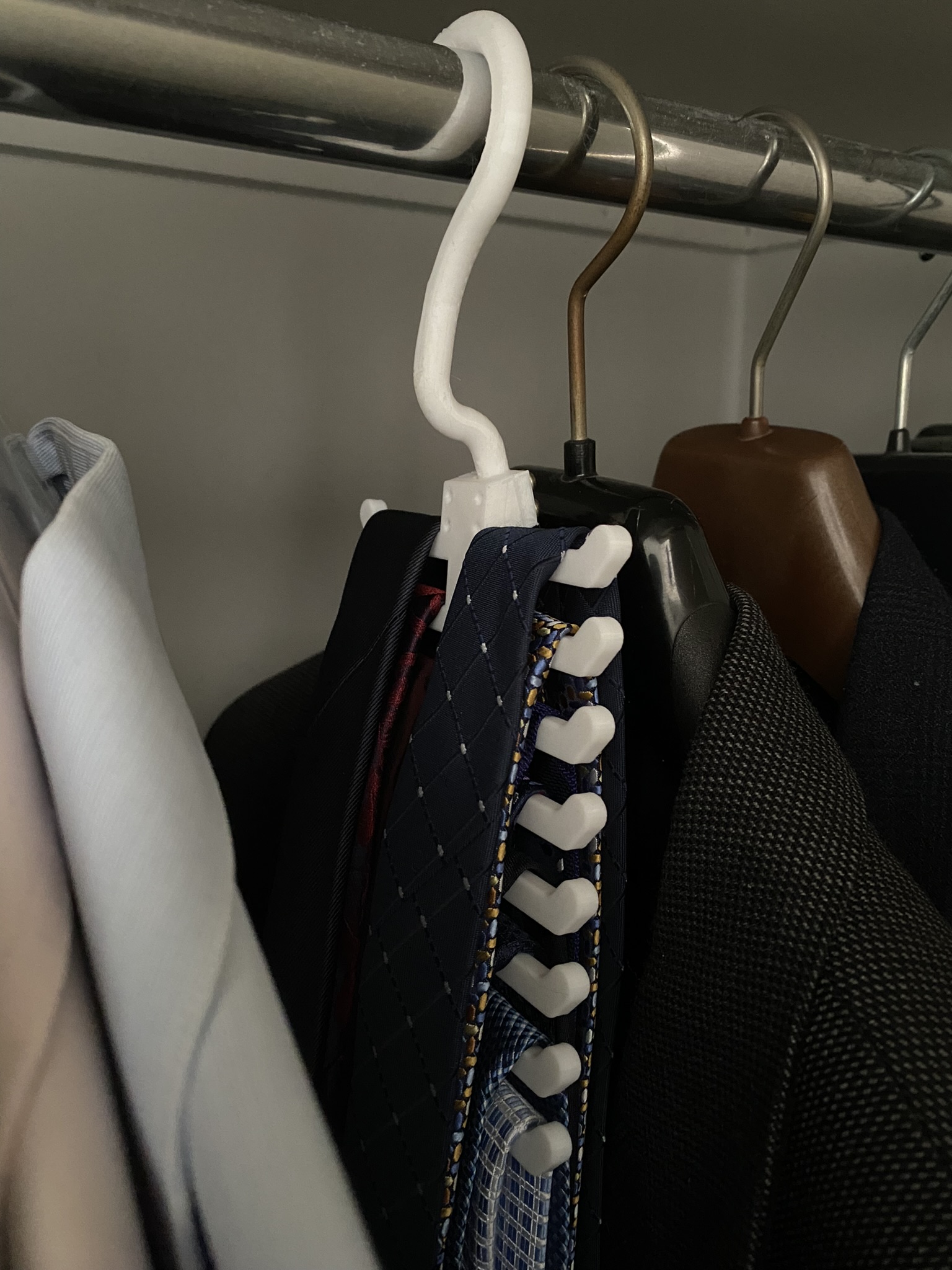 Miniatura 2 do modelo 3D Wardrobe Tie Hanger