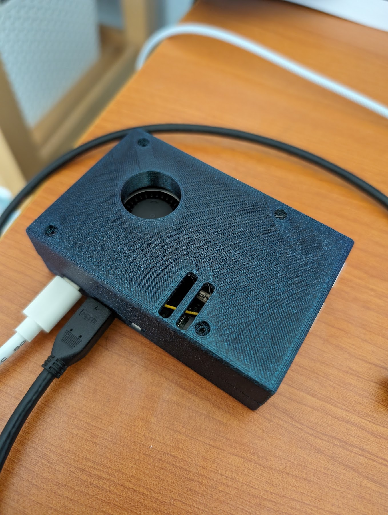 Raspberry Pi 5 case alternate fan hole