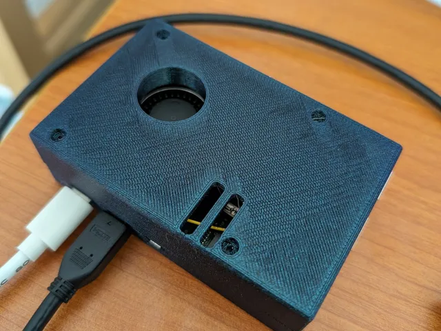 Raspberry Pi 5 case alternate fan hole