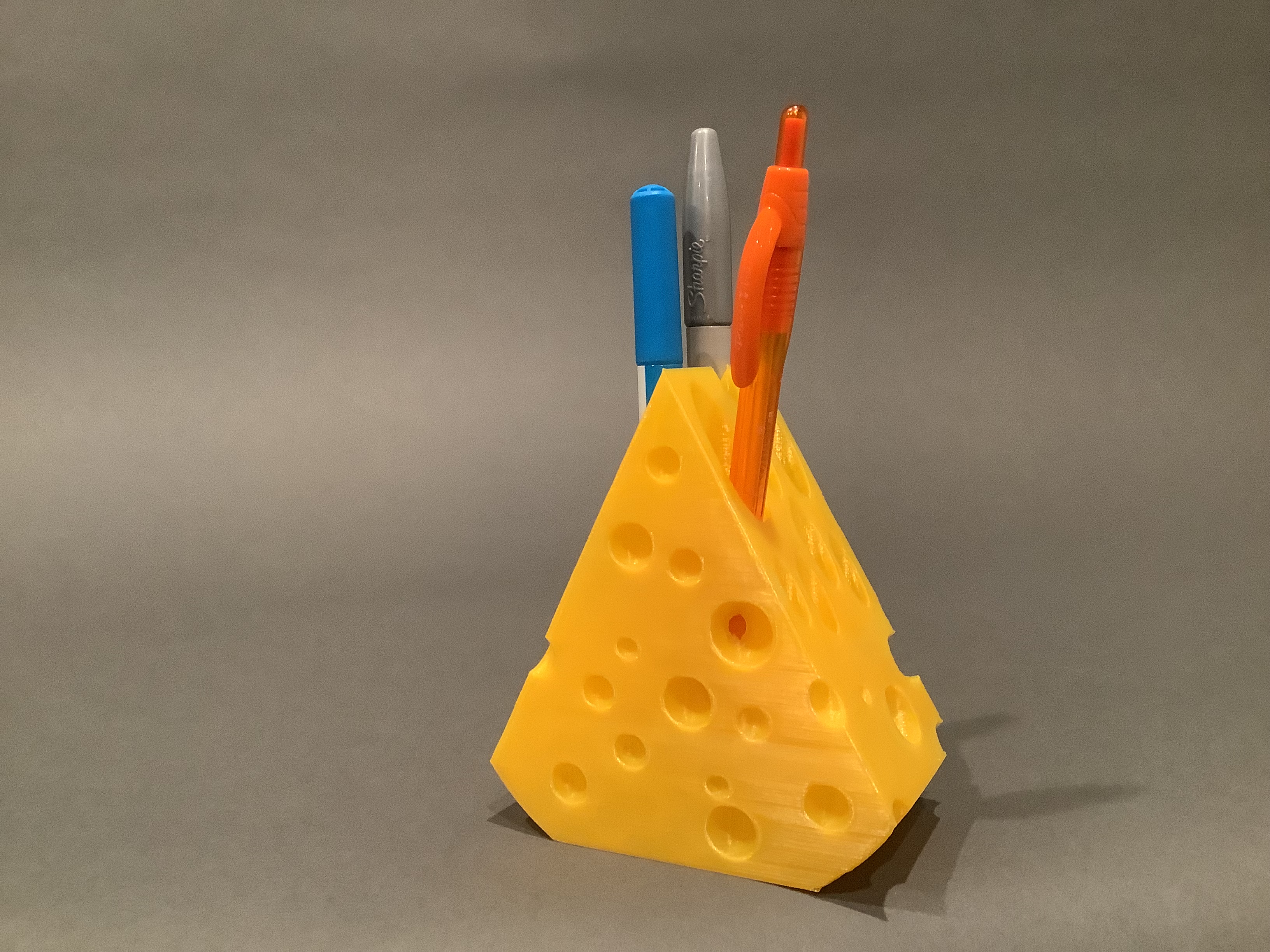 cheese pen holder
