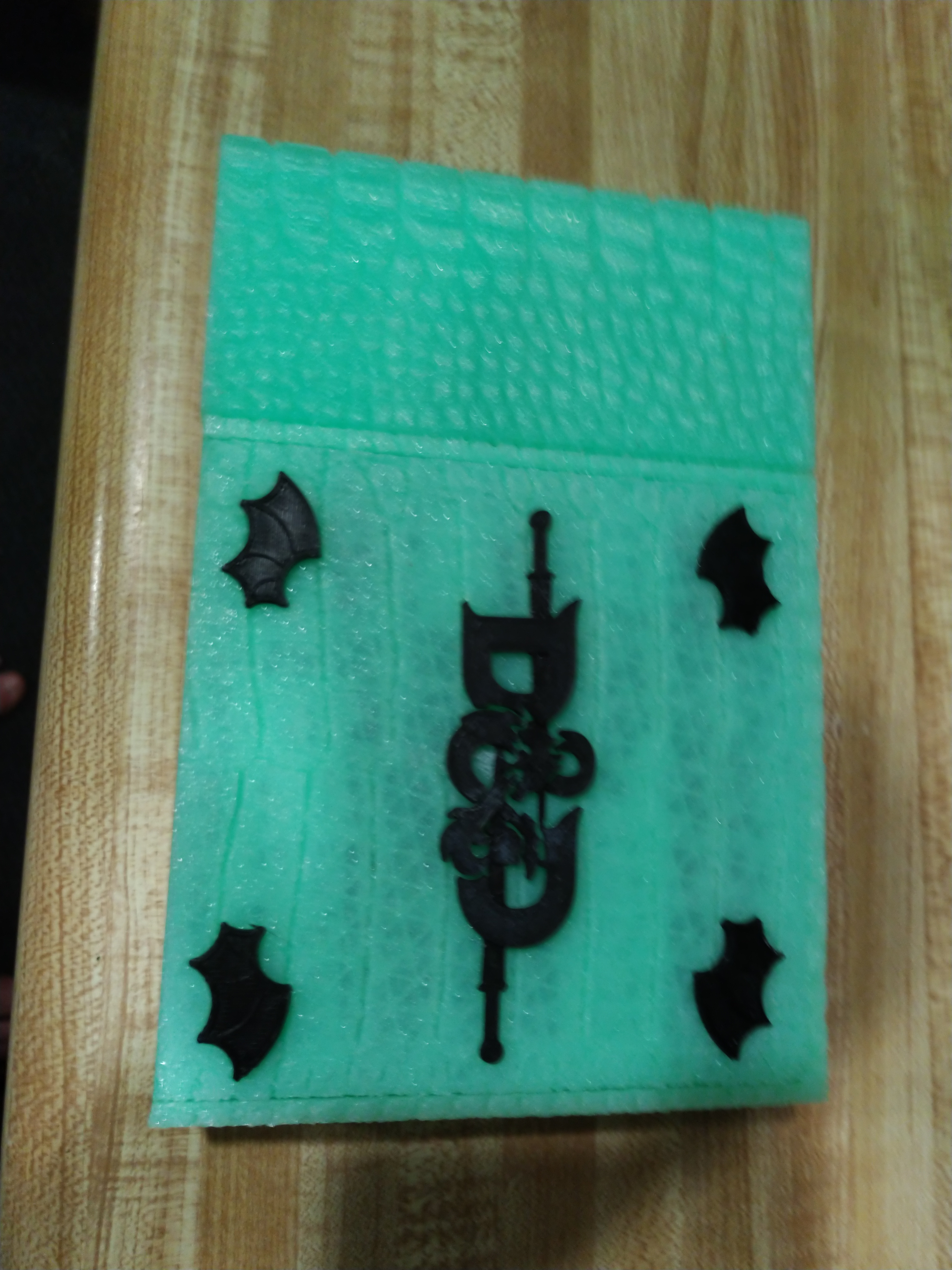 Compact Dragon Hide DND Box/Tower/Tracker