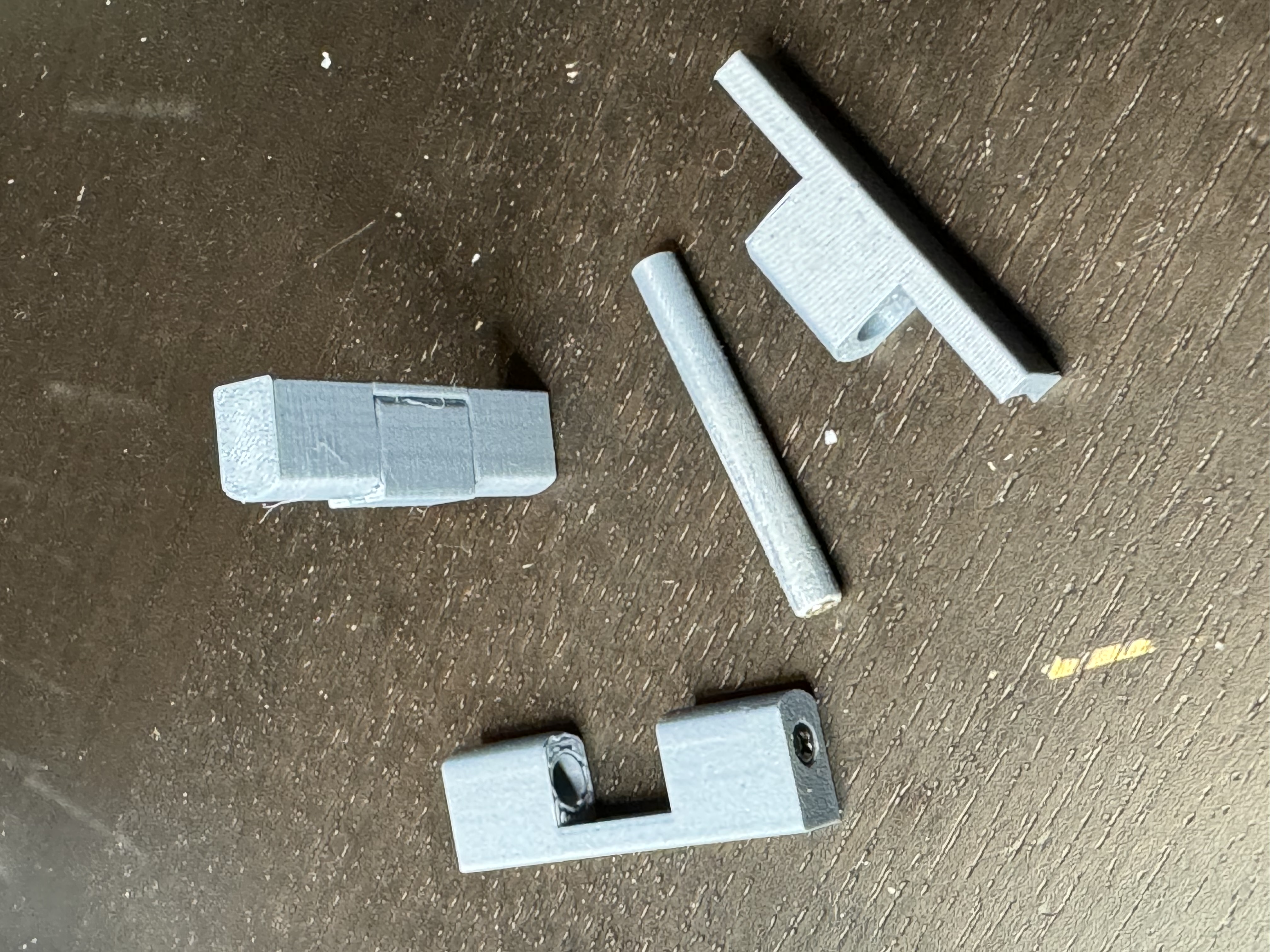 Print-in-place hinge and locking/closure mechanism