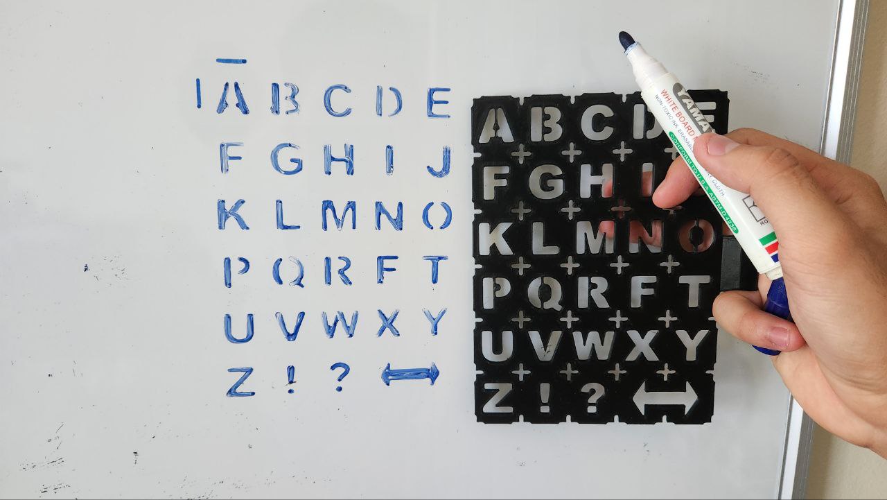 Miniatura 2 do modelo 3D Alphabet Stencil