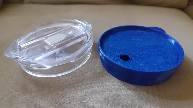 Reduce water tumbler replacement lid