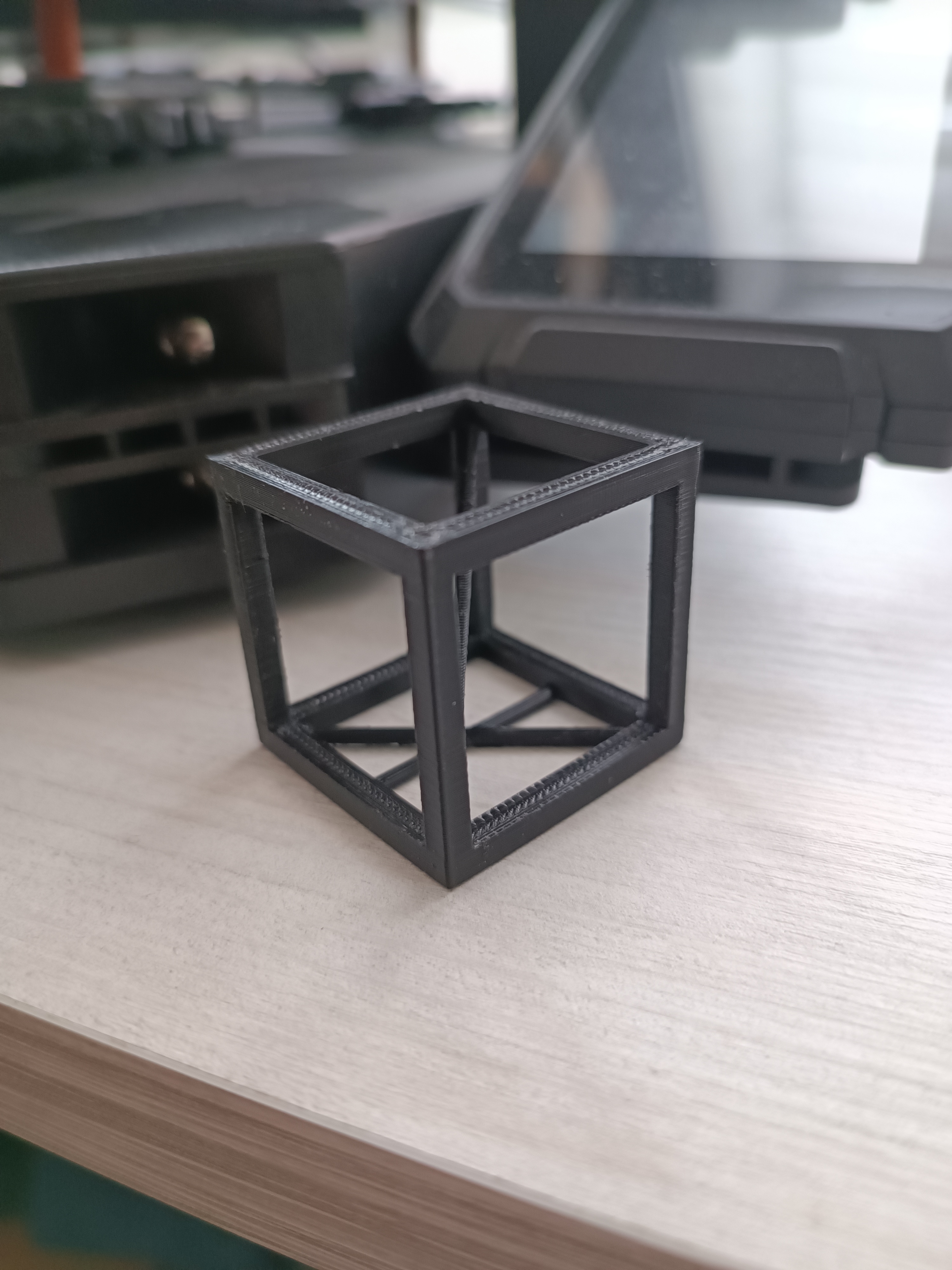 Cube model for stereometry (visualization) — thumbnail 2