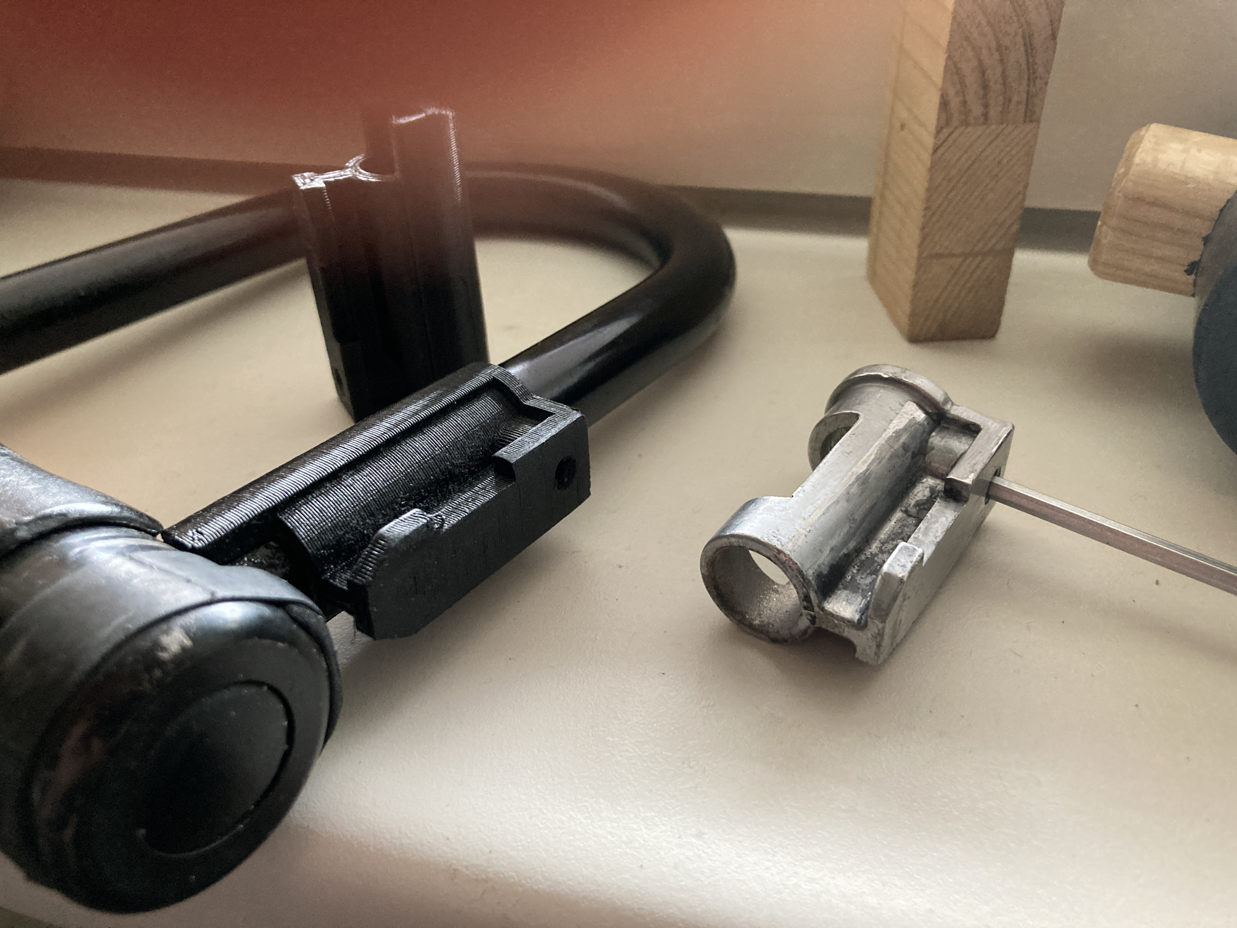 Kryptonite Mini-5 U-Lock Shackle Clip / Frame Mount Bracket Upgrade — miniatura 3