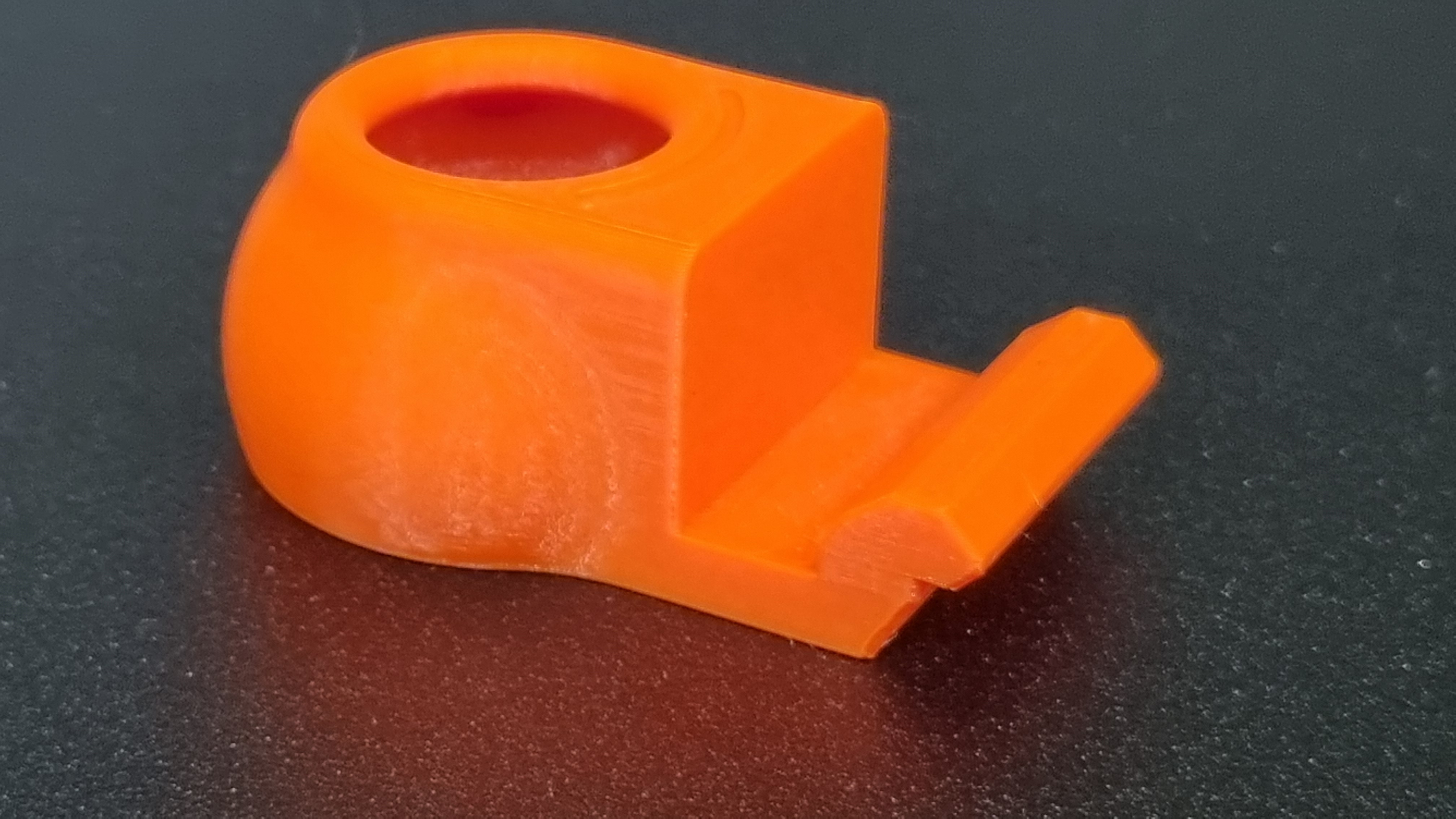 Noisereducing Toolless Squash ball Feet for Prusa MK4 (3030 extrusion