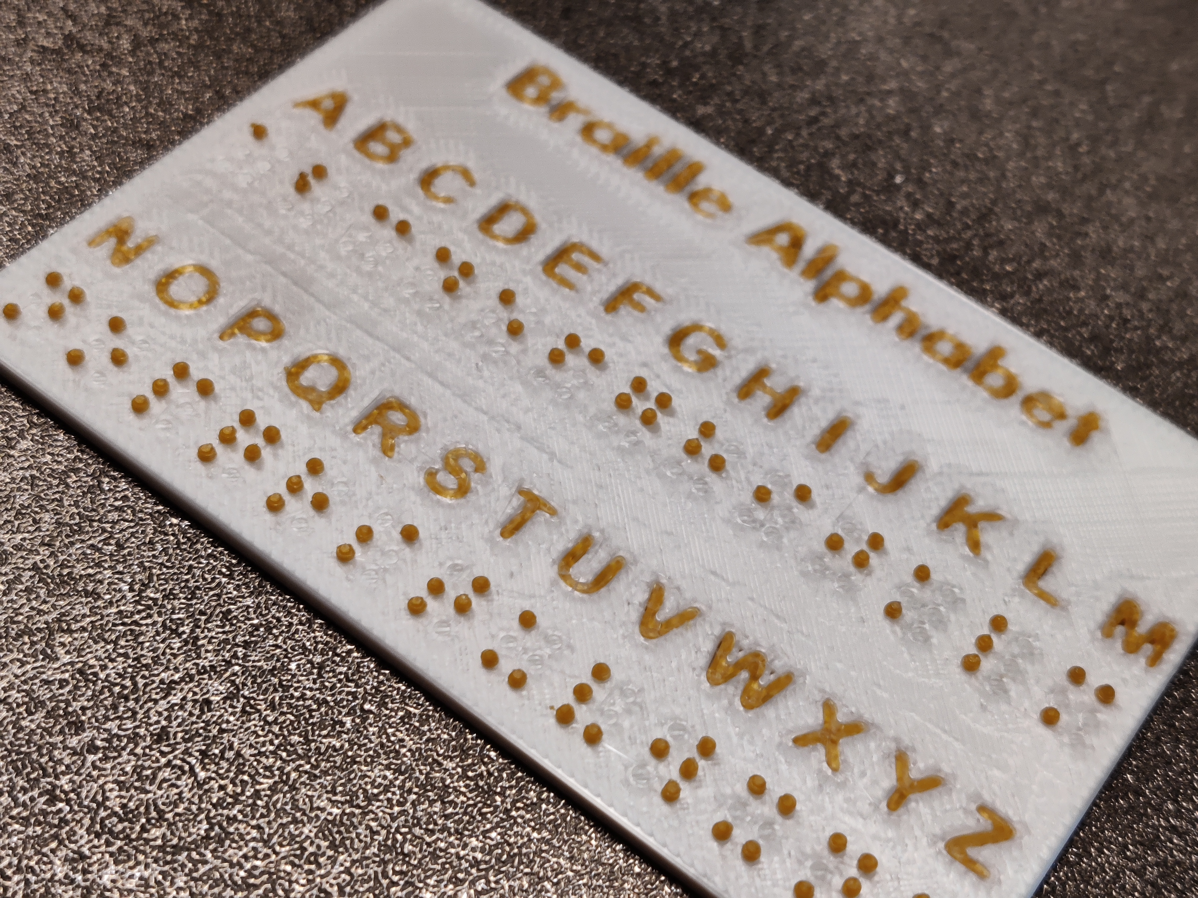 Miniatura 3 do modelo 3D Braille Card