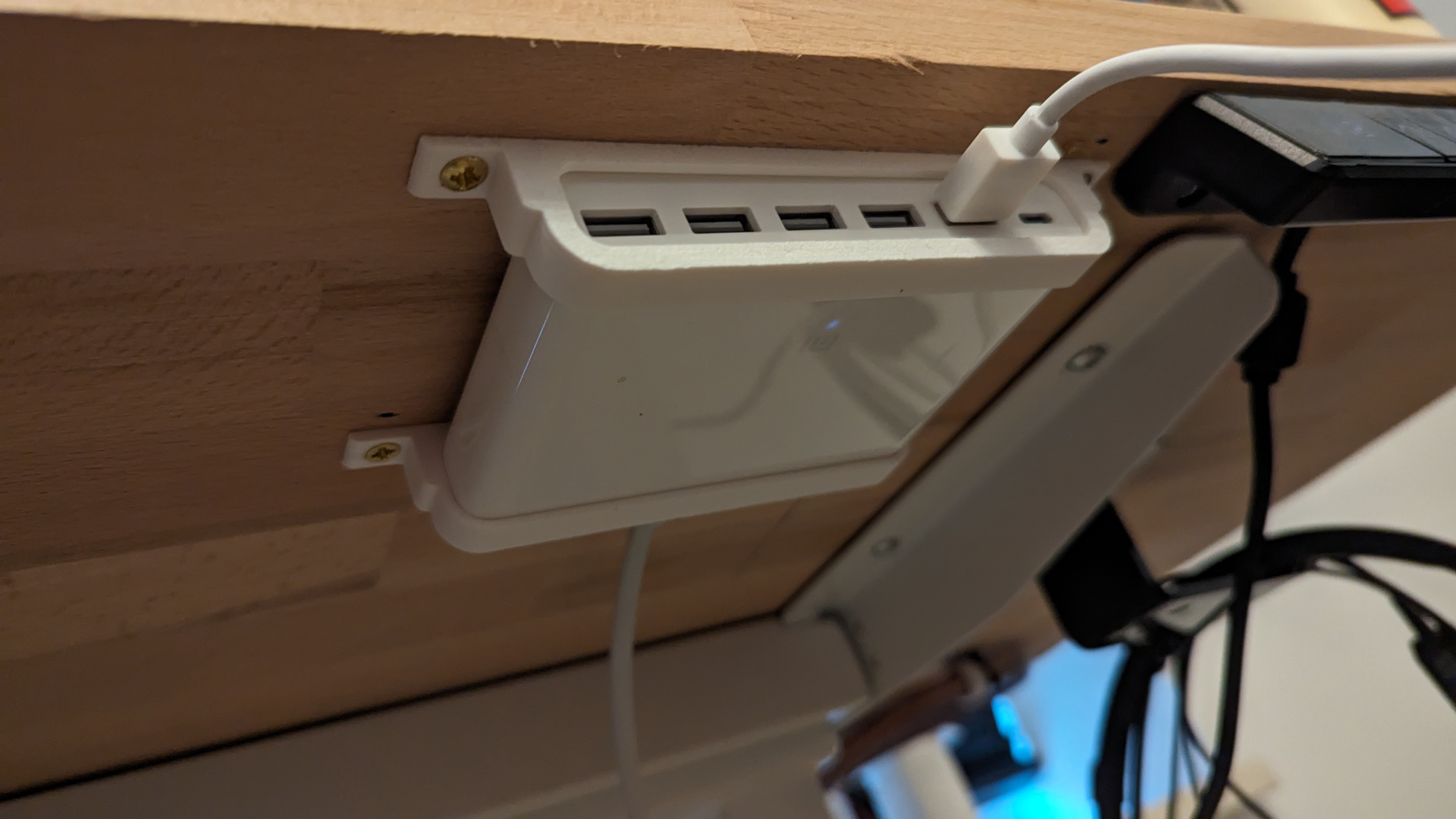 Xiaomi CDQ06ZM charger bracket