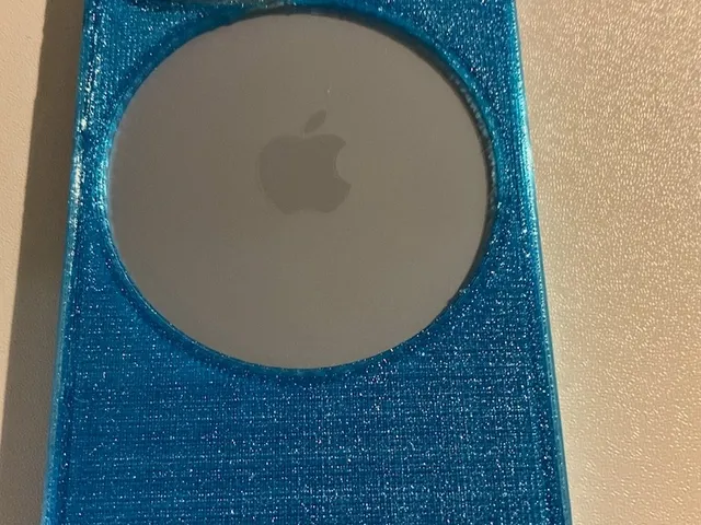 iPhone 13 Pro cover with MagSafe hole