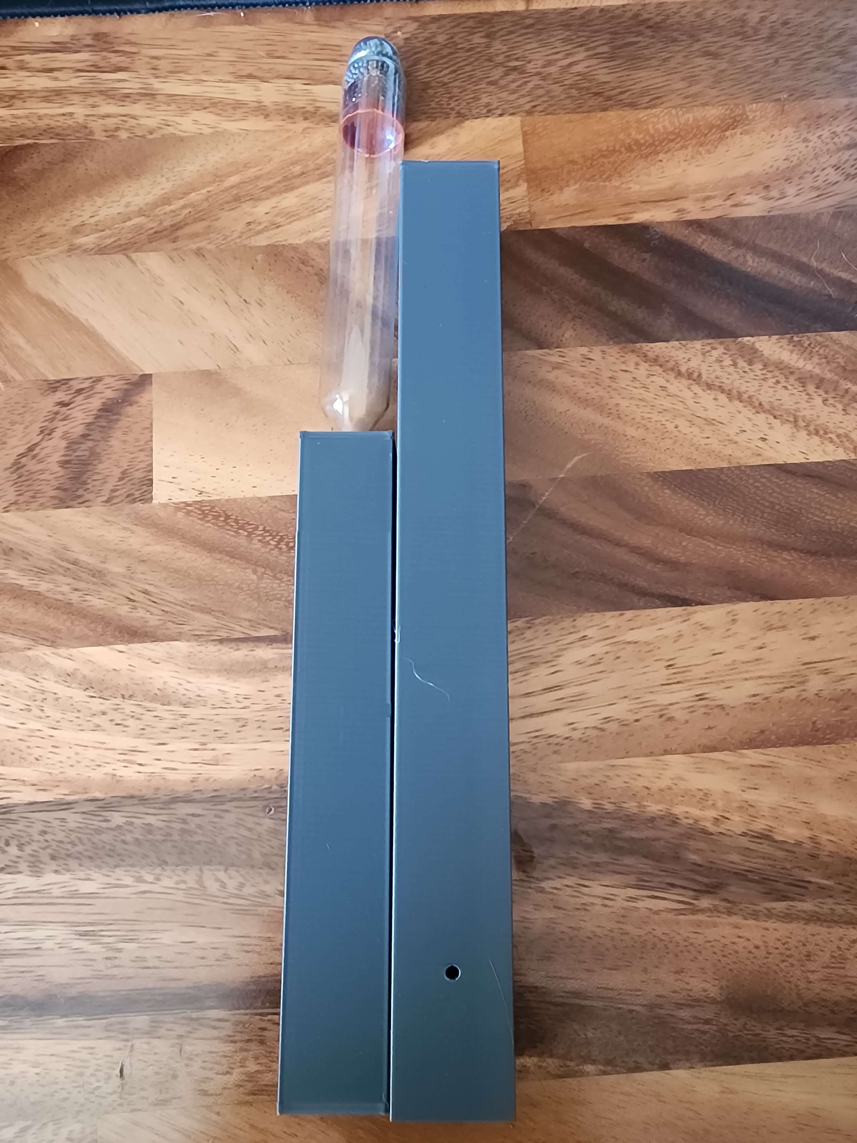 10in Hydrometer Case por Crystal Rose Descargar modelo STL gratuito