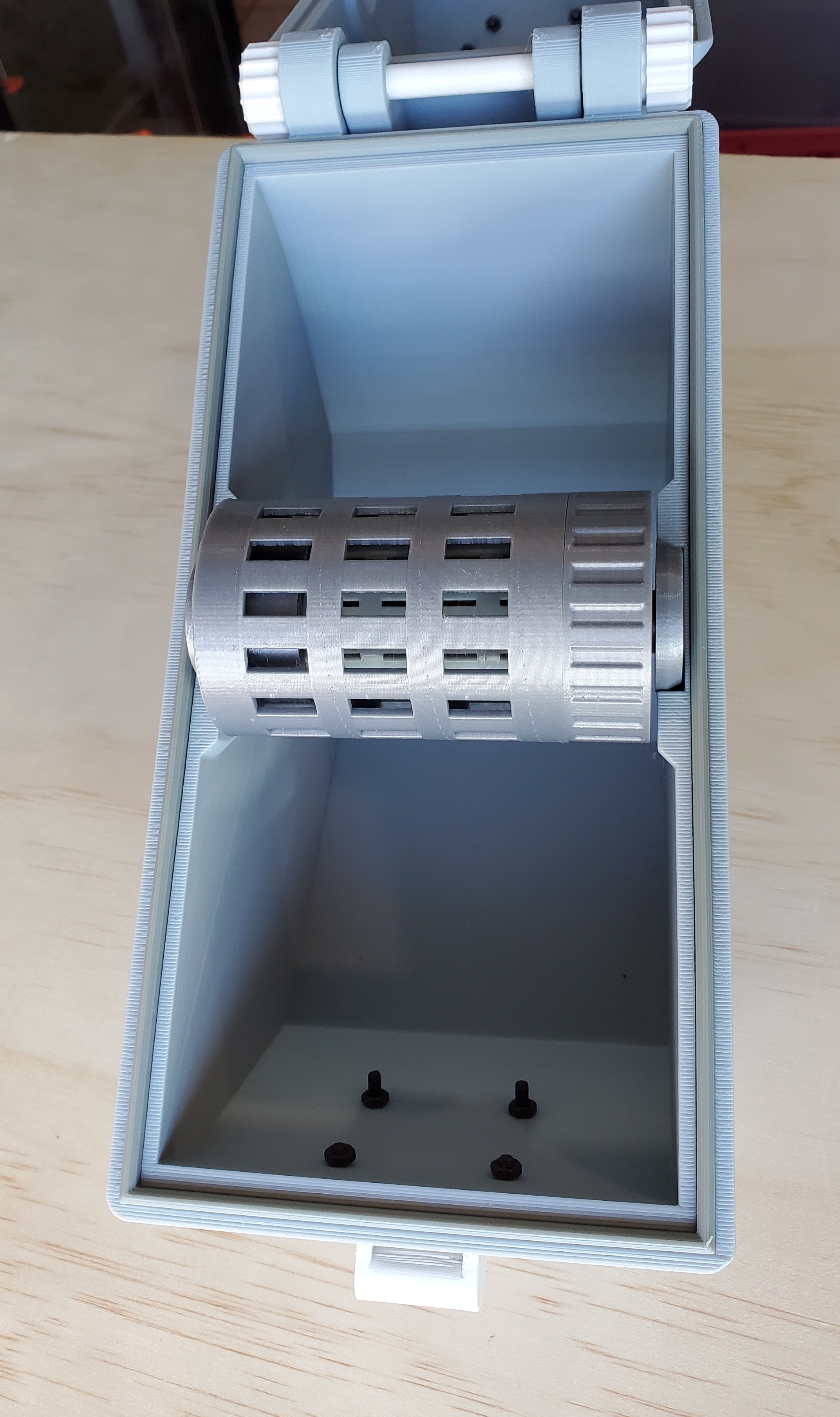 Spool core for Spannerhands dry box