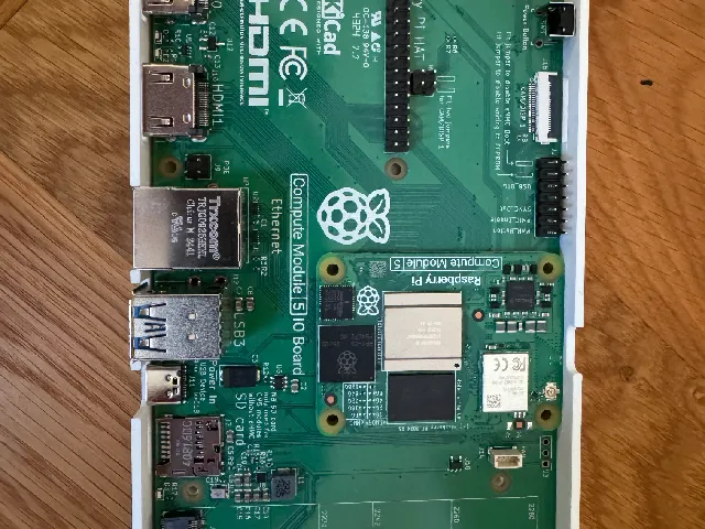 Raspberry Pi Compute Module 5 IO board case